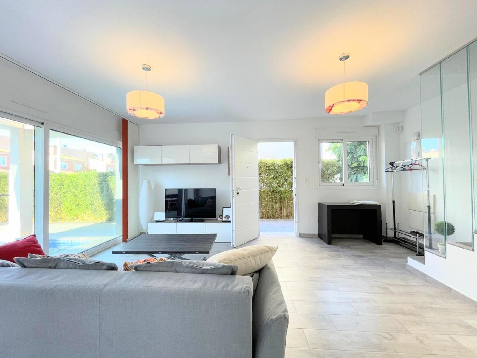Villa Bambu Gran Alacant by Villas&You