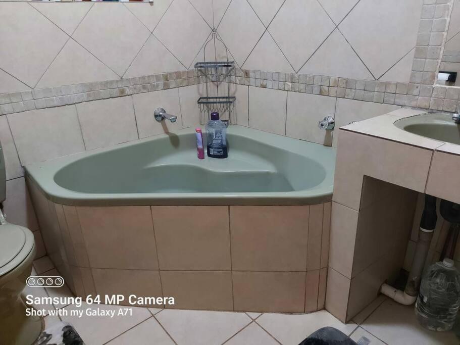 Photo 11