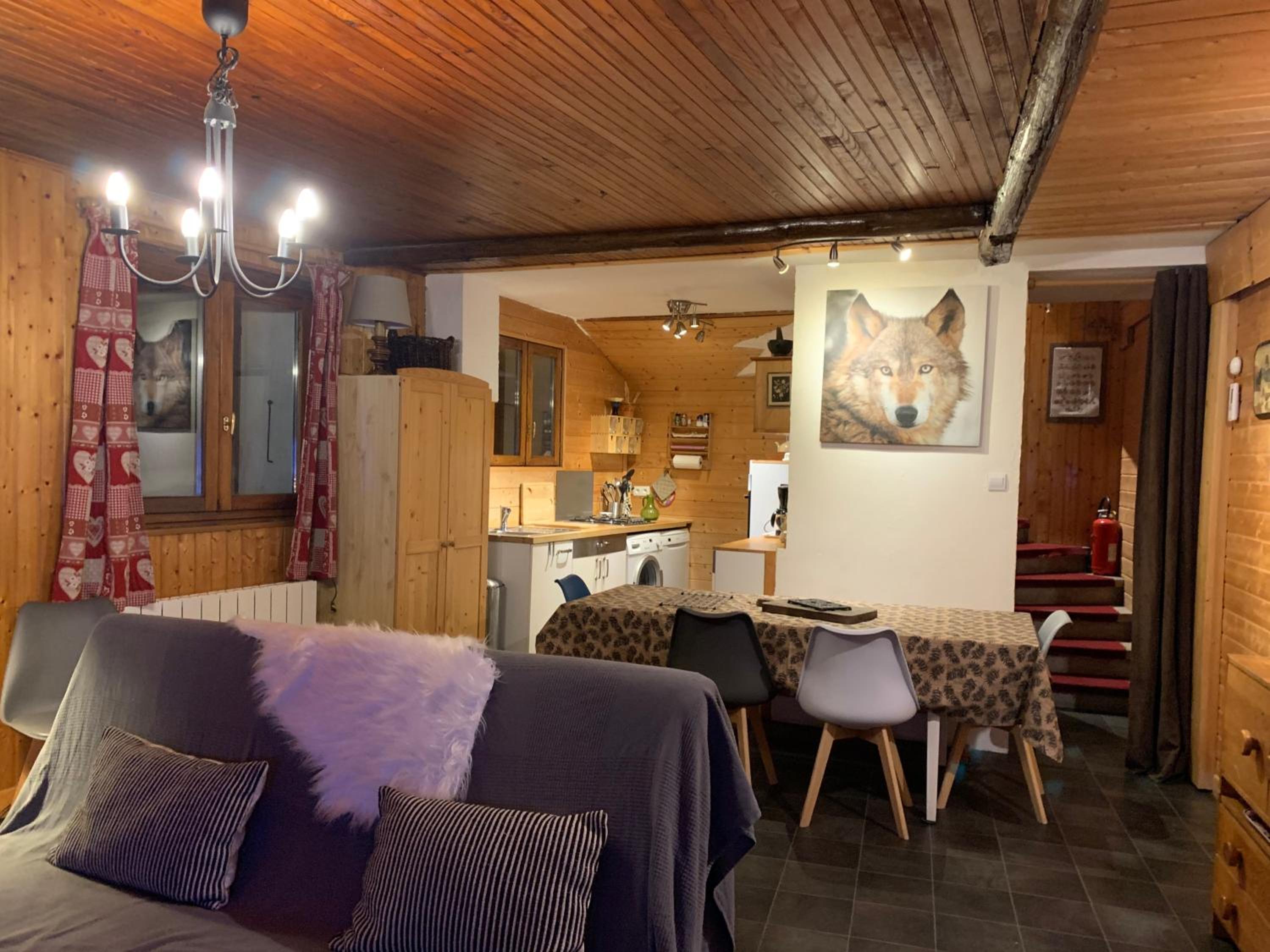 Huez Vacations - Chalet Martine - Property Image 1