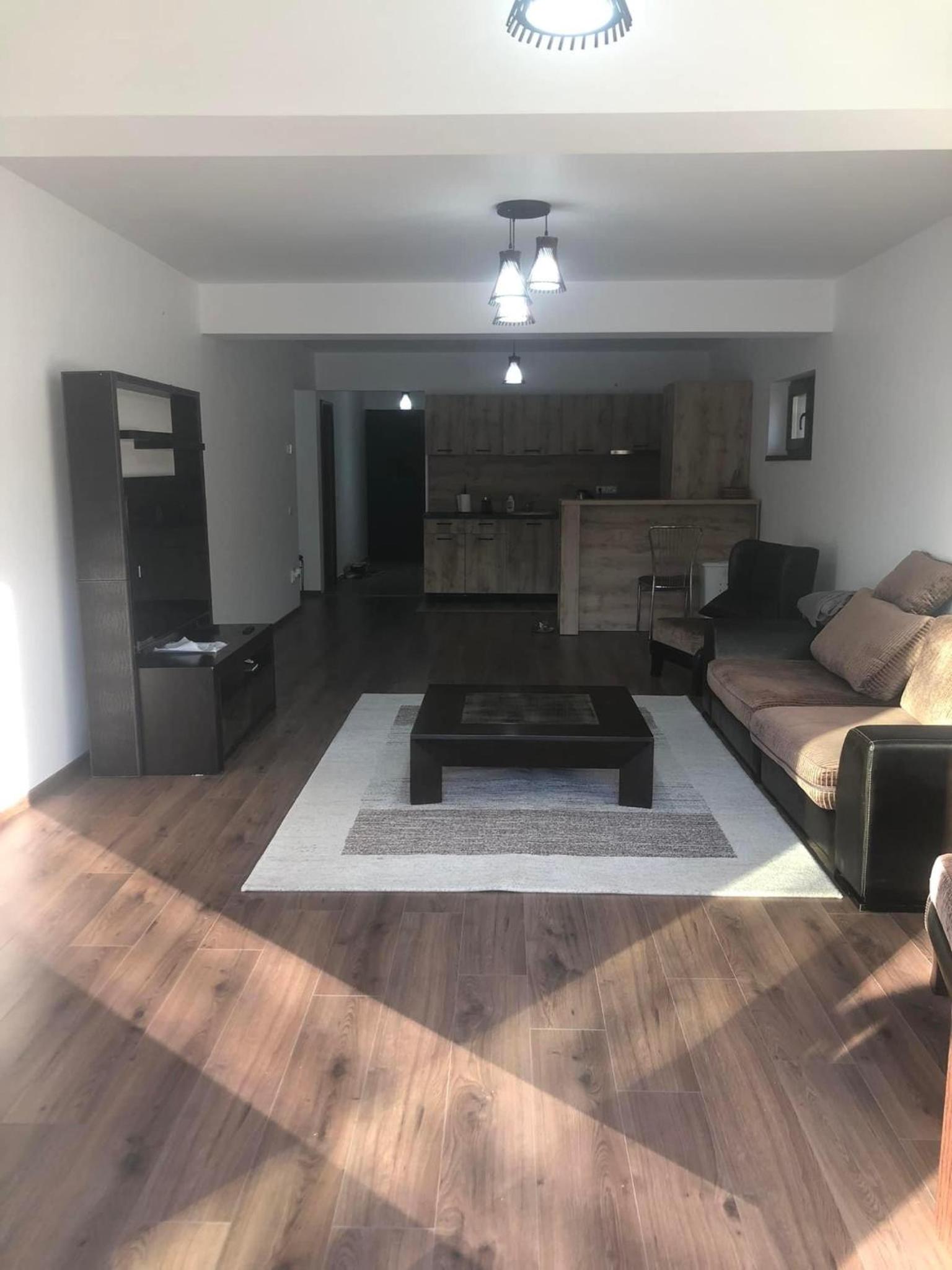 Forest House Doftana