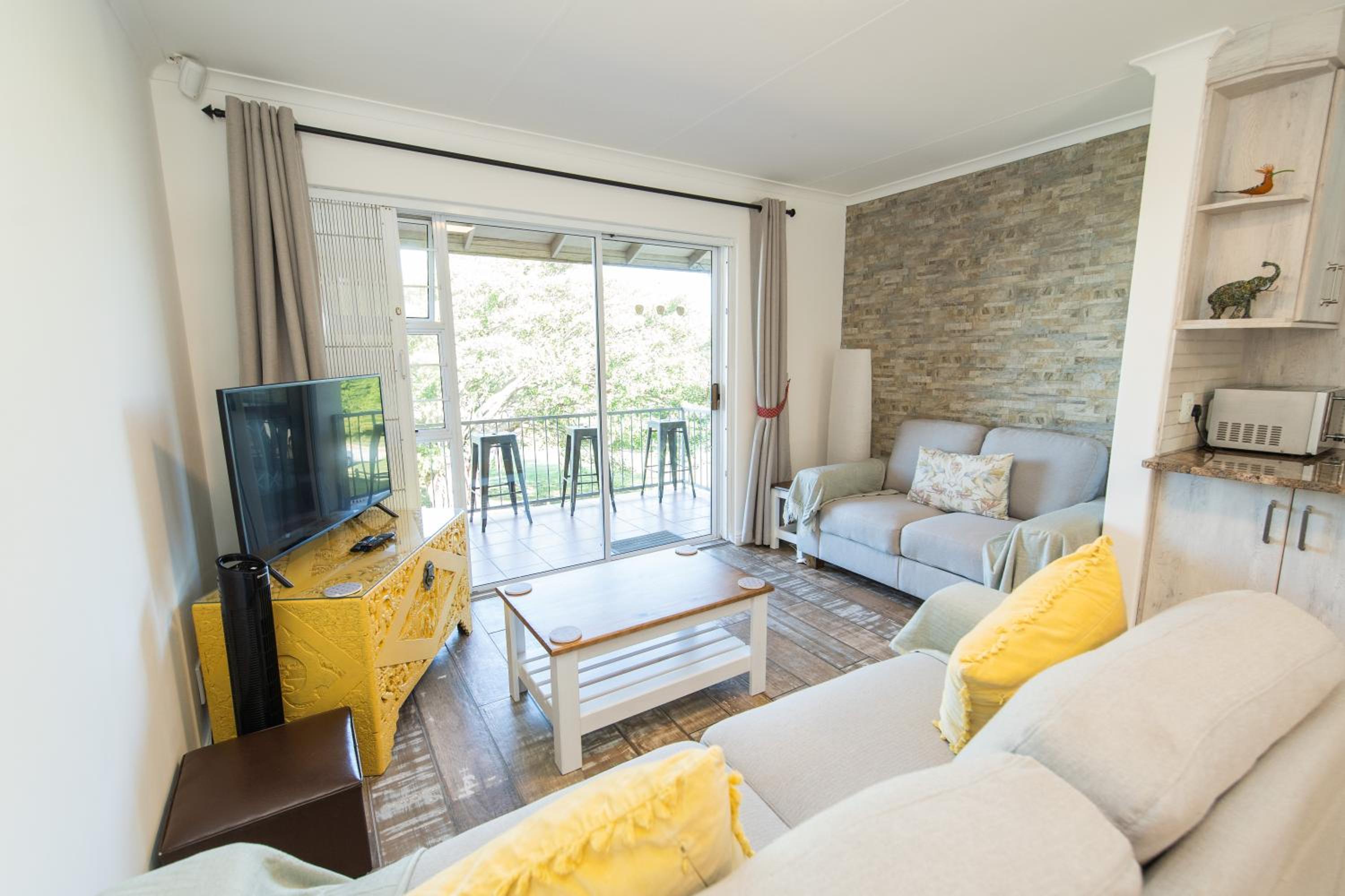 Harbour View - Gqeberha - Two bed apartment view 2