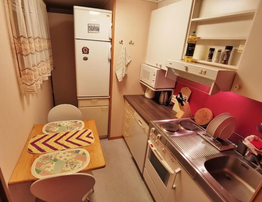 Small Basement Apartment Private Entrance Nice View view 5