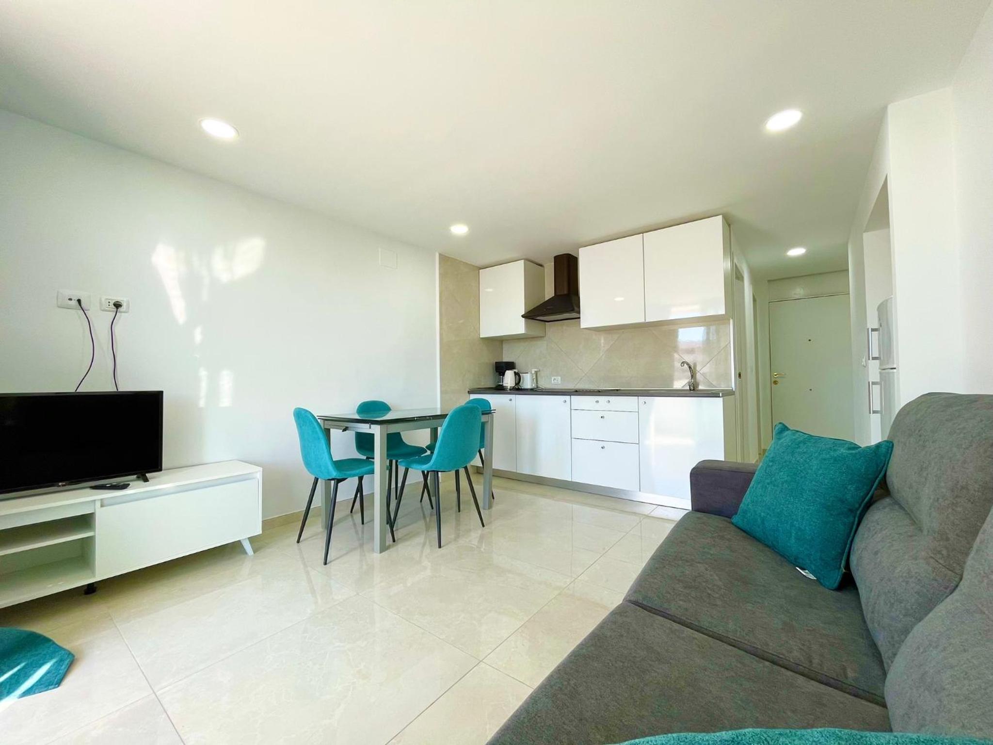 playa honda cozy apartament