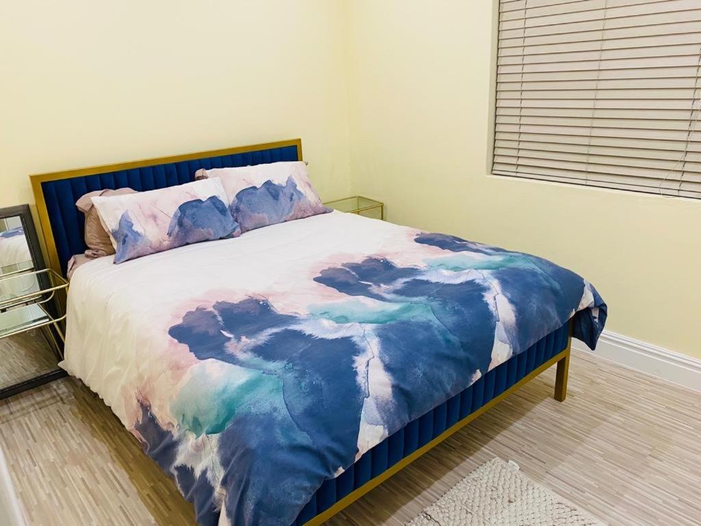 Lovely and Peaceful 3 bedroom house view 3