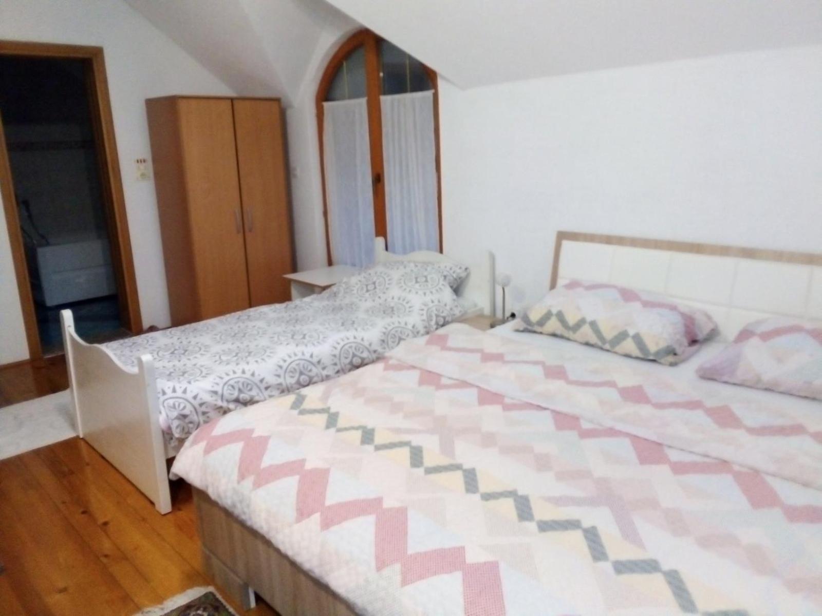 Holiday House Afan