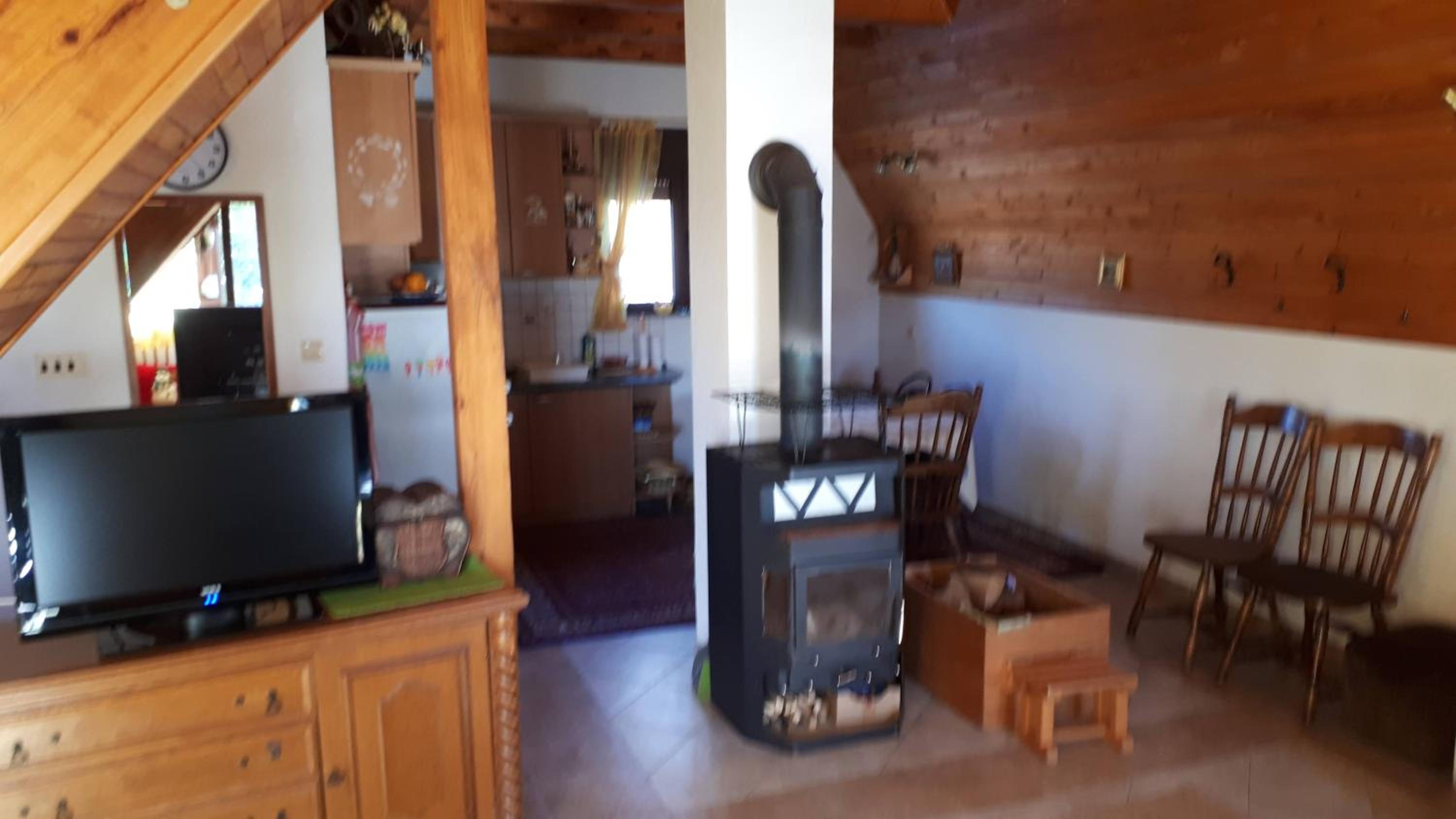 Kuća za odmor VITICA s vanjskim kaminom