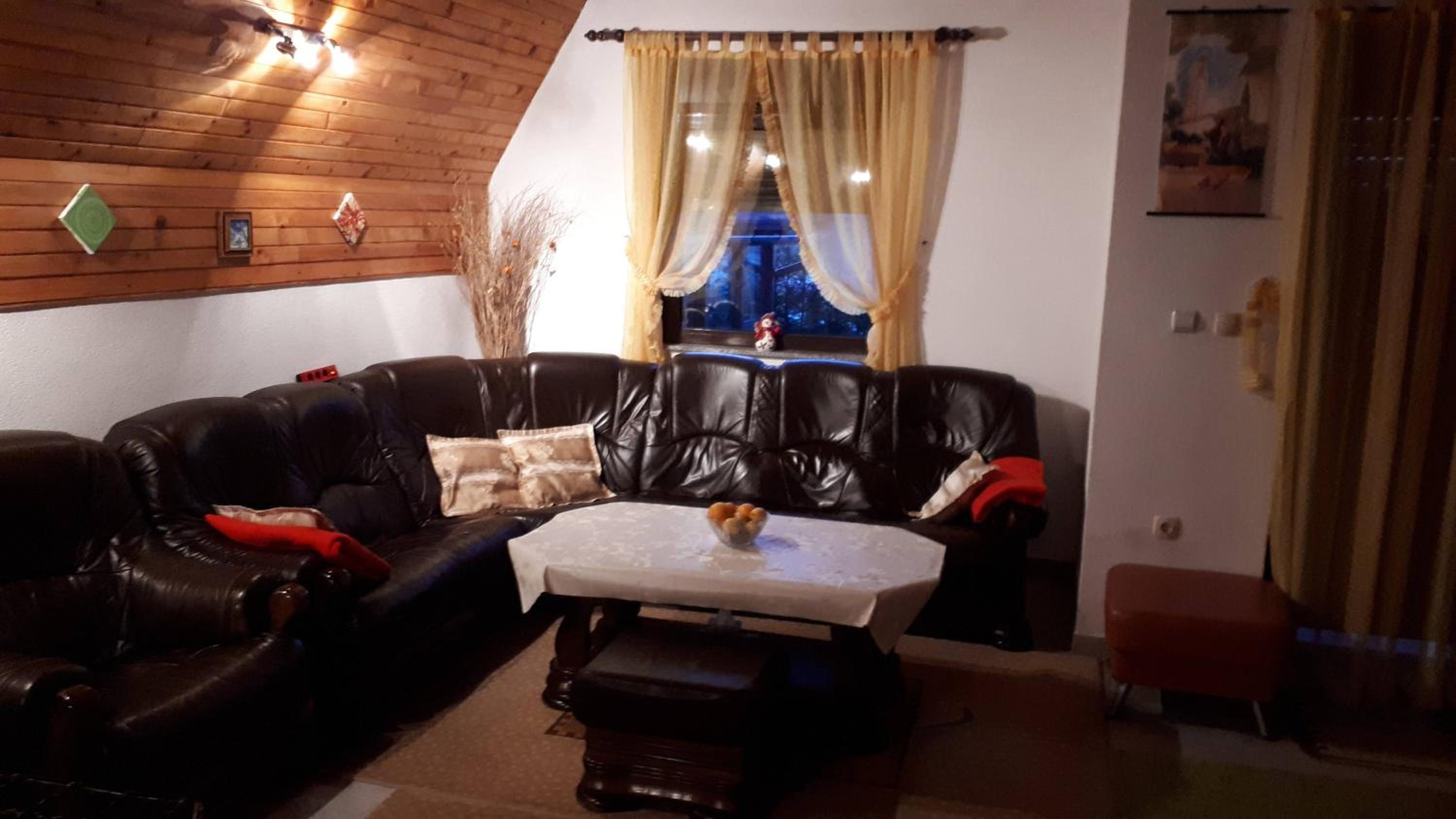 Kuća za odmor VITICA s vanjskim kaminom