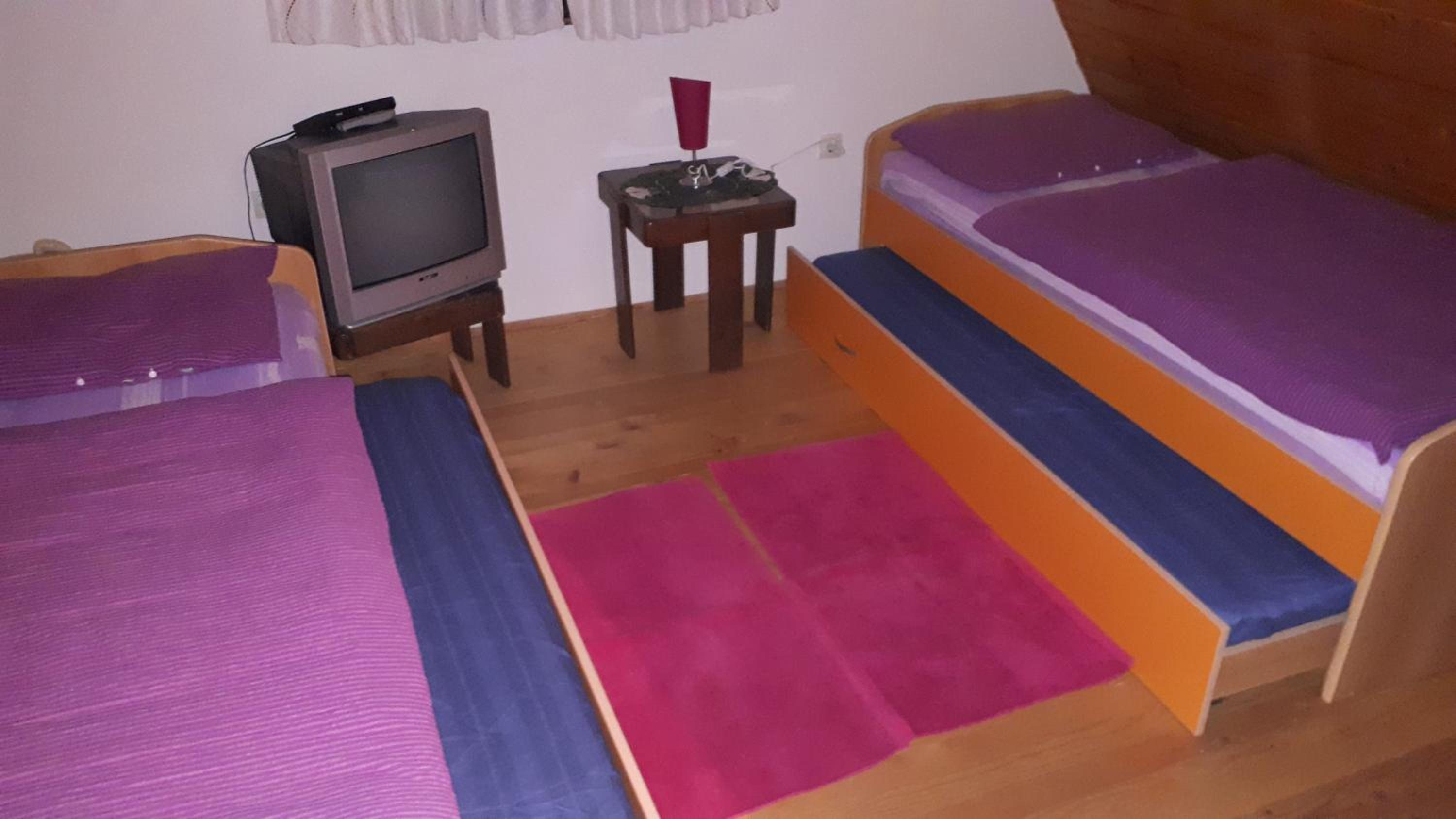 Kuća za odmor VITICA s vanjskim kaminom