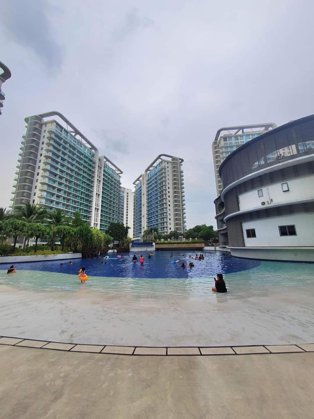Azure Urban Resort Residences Staycation By RobbyP