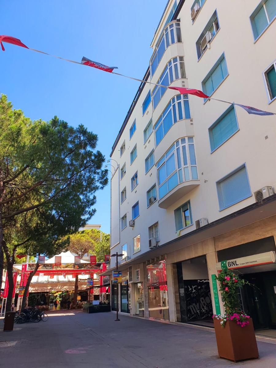 Suite vista mare in Viale Ceccarini angolo Dante view 2