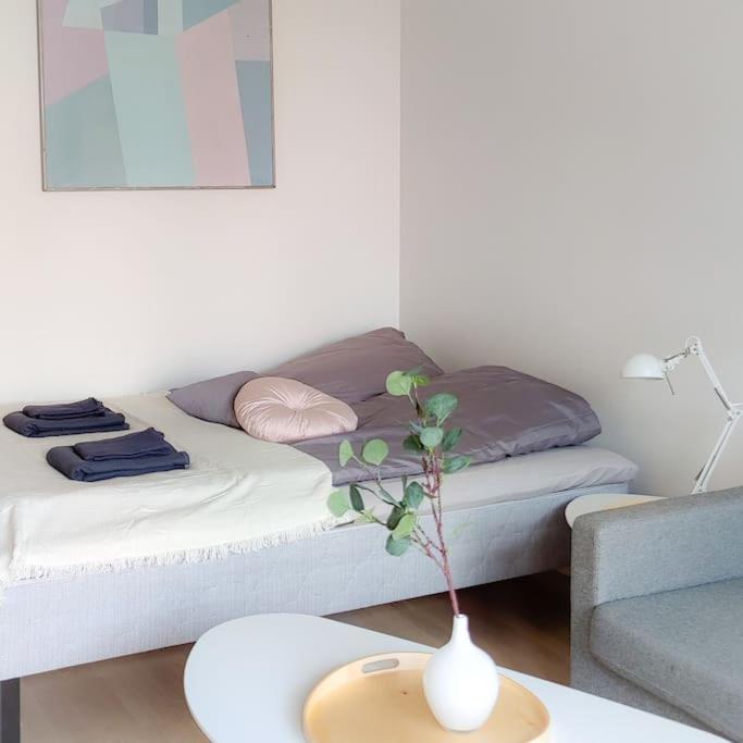 New studio Pastel near Helsinki airport in Kivistö view 5