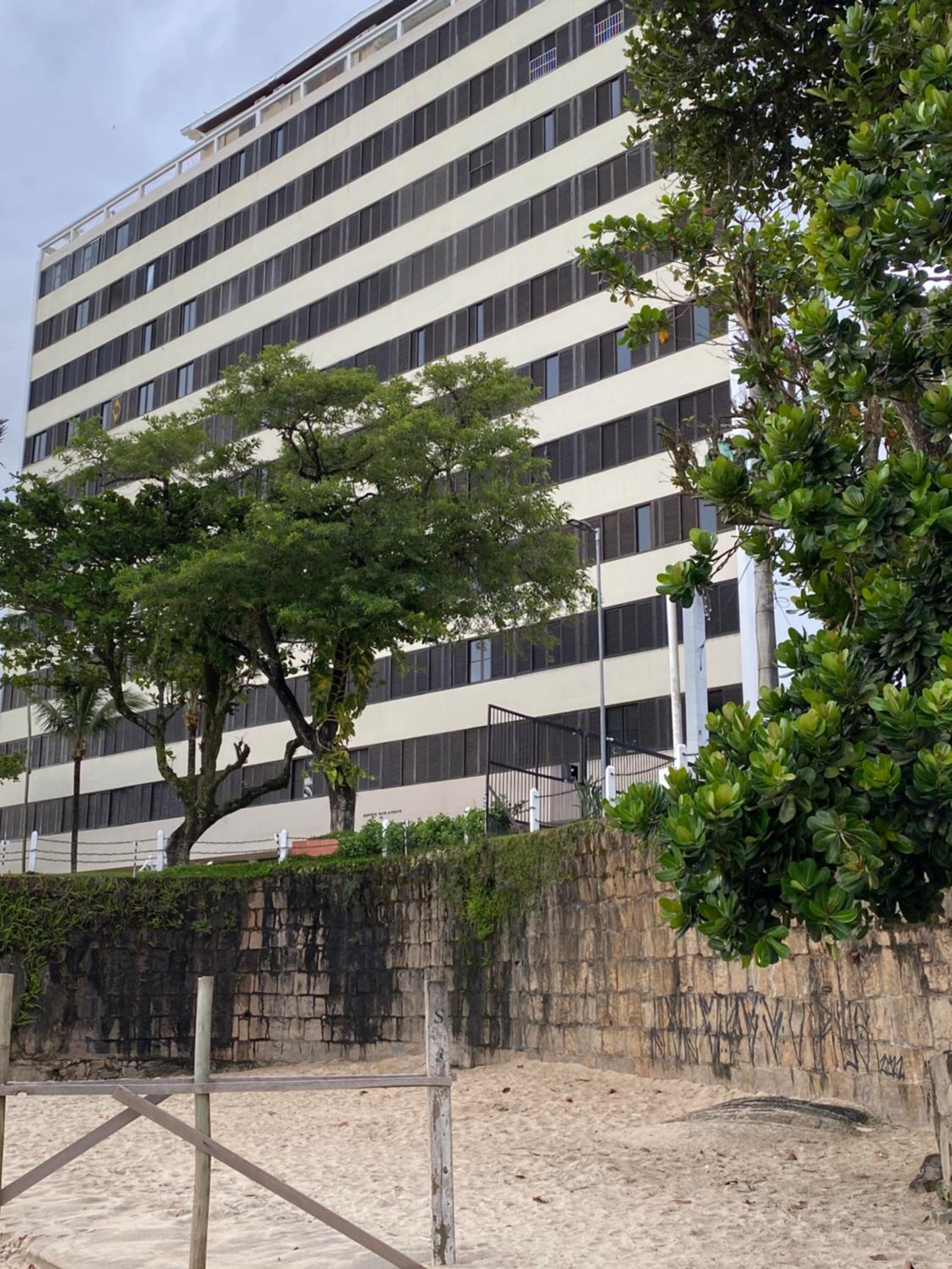 Apartamento Pé na Areia