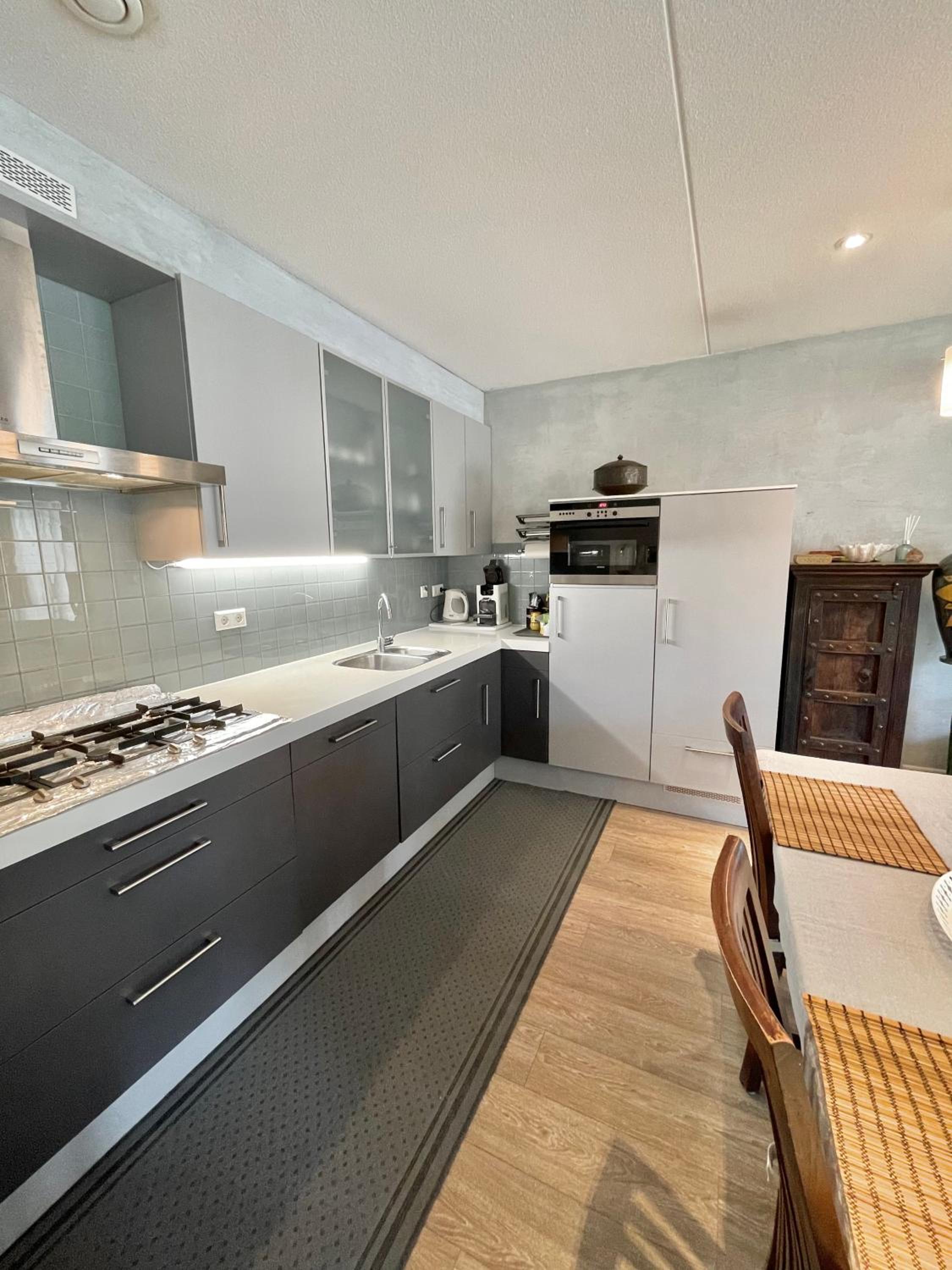 Lounge Park Apartment