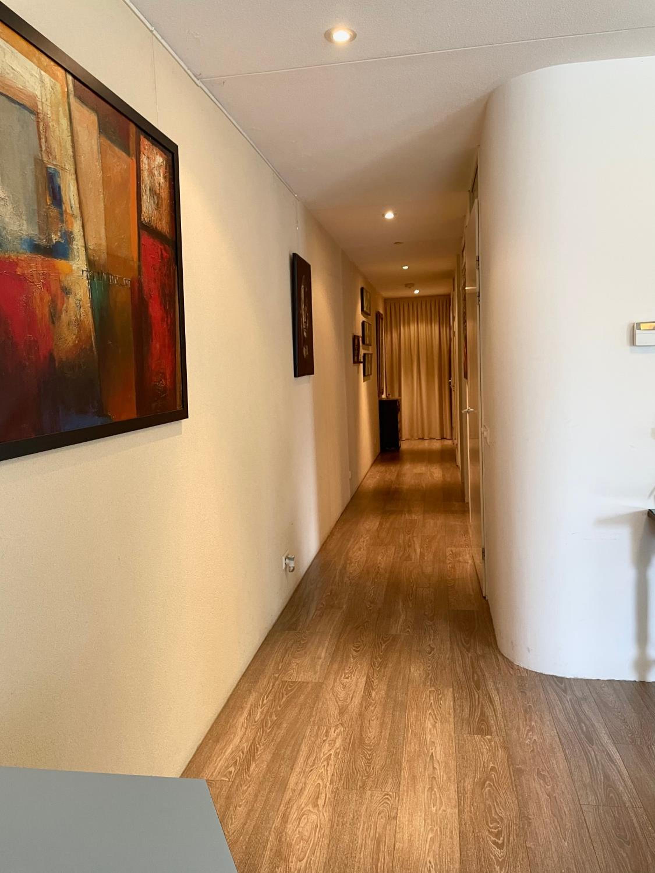 Lounge Park Apartment