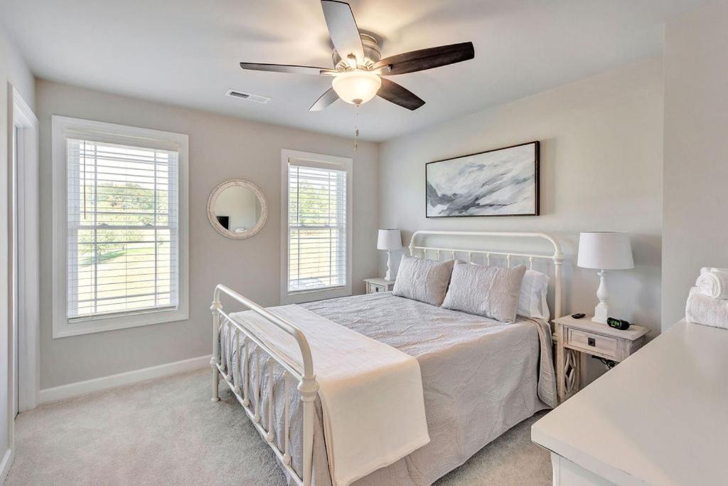 Family friendly 3br for getaways or staycations view 3
