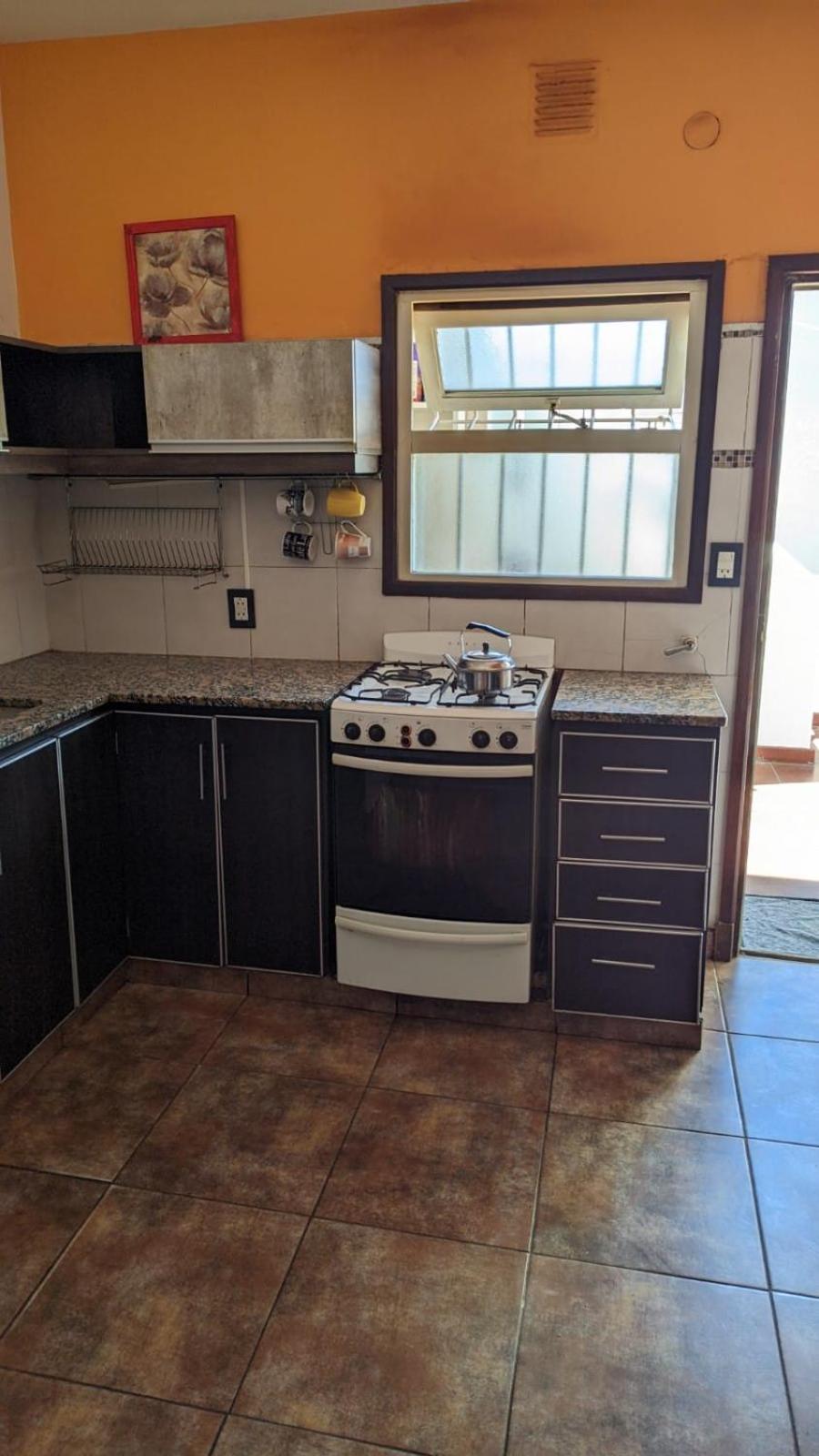 Chalet en primer piso, garage doble, macrocentro