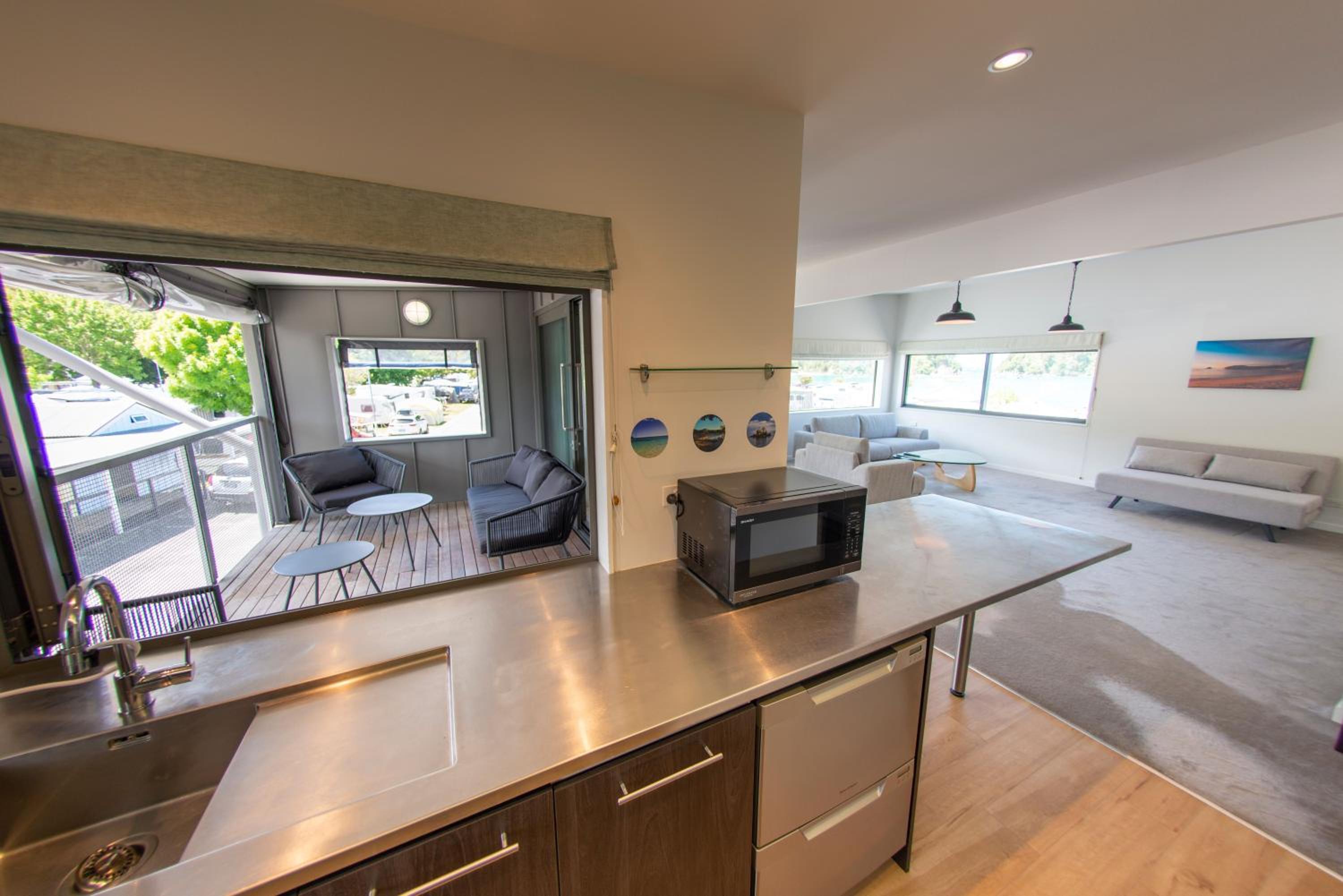 Kaiteriteri Recreation Reserve Apartments