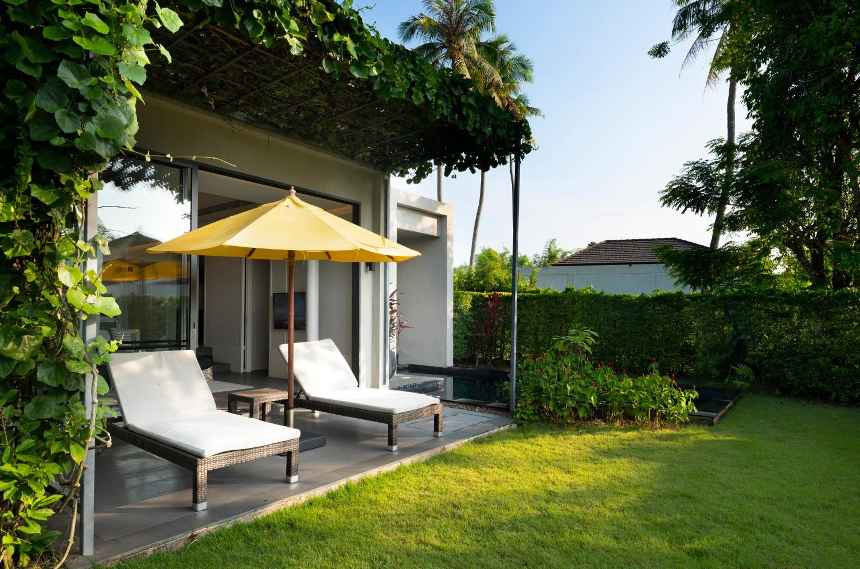 The ShellSea Krabi I Luxury Beach Front Resort & Pool Villa