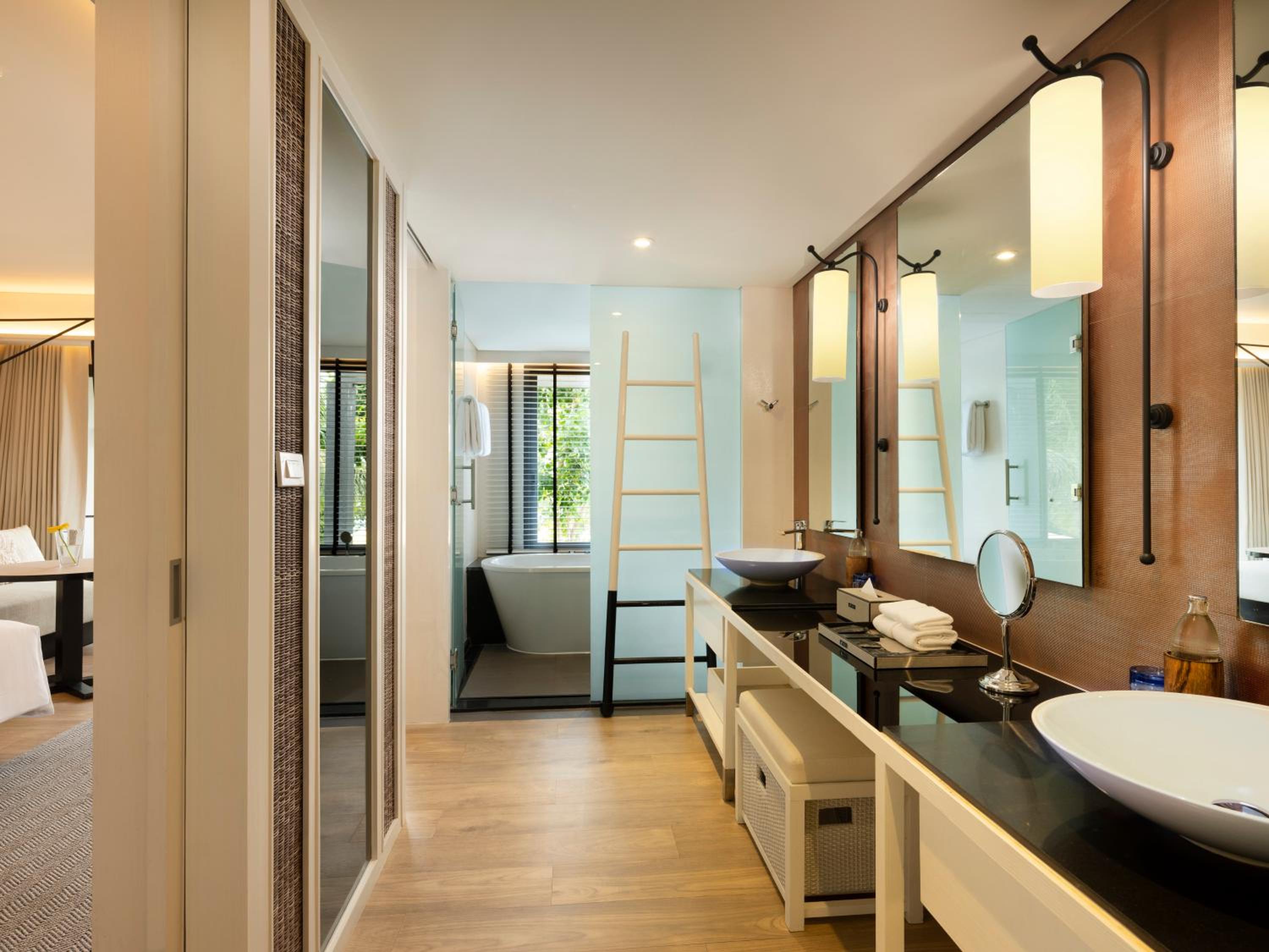 The ShellSea Krabi I Luxury Beach Front Resort & Pool Villa