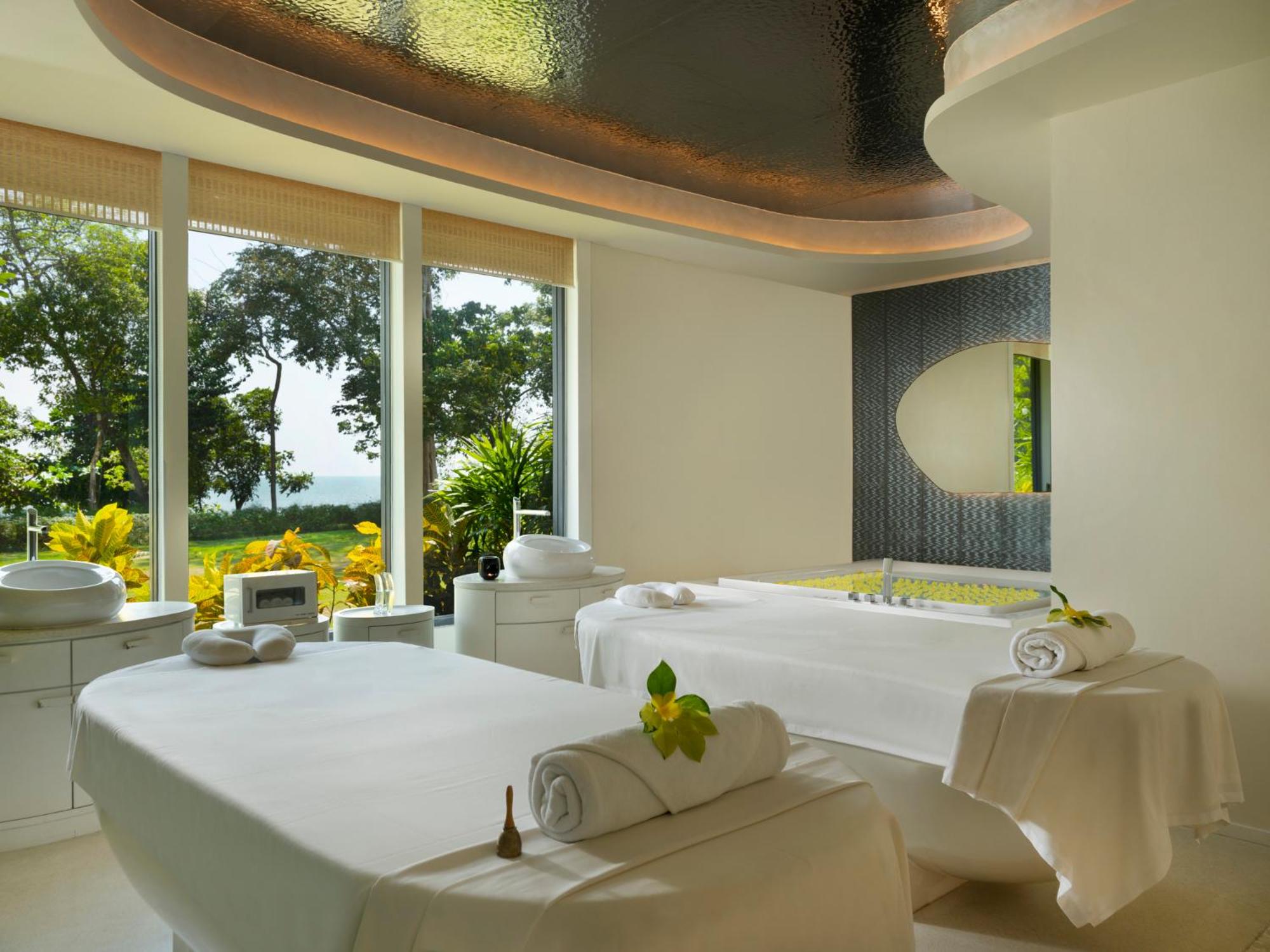 The ShellSea Krabi I Luxury Beach Front Resort & Pool Villa