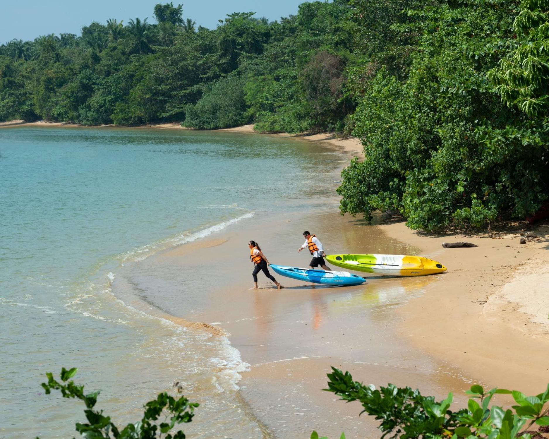 The ShellSea Krabi I Luxury Beach Front Resort & Pool Villa