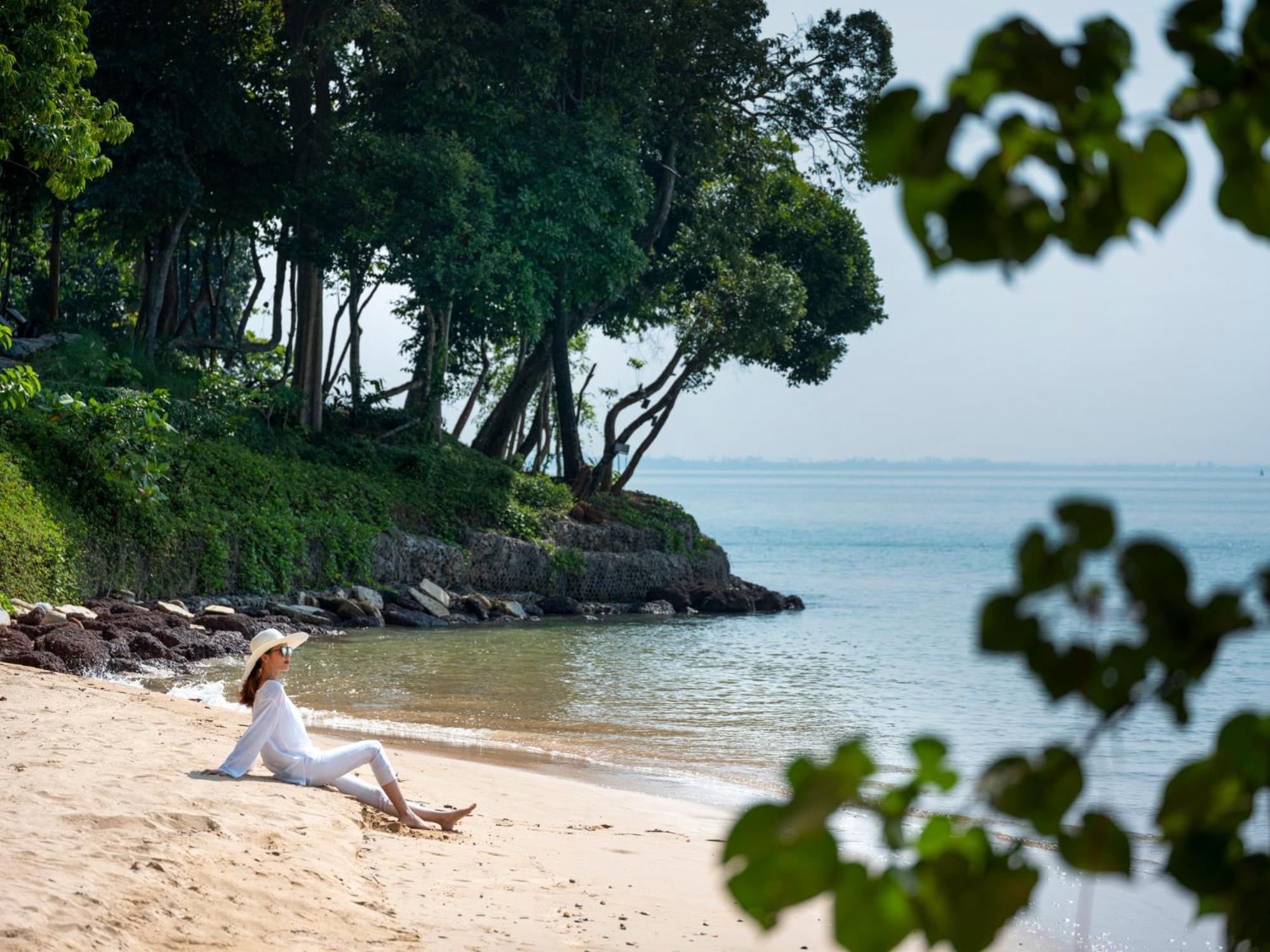 The ShellSea Krabi I Luxury Beach Front Resort & Pool Villa