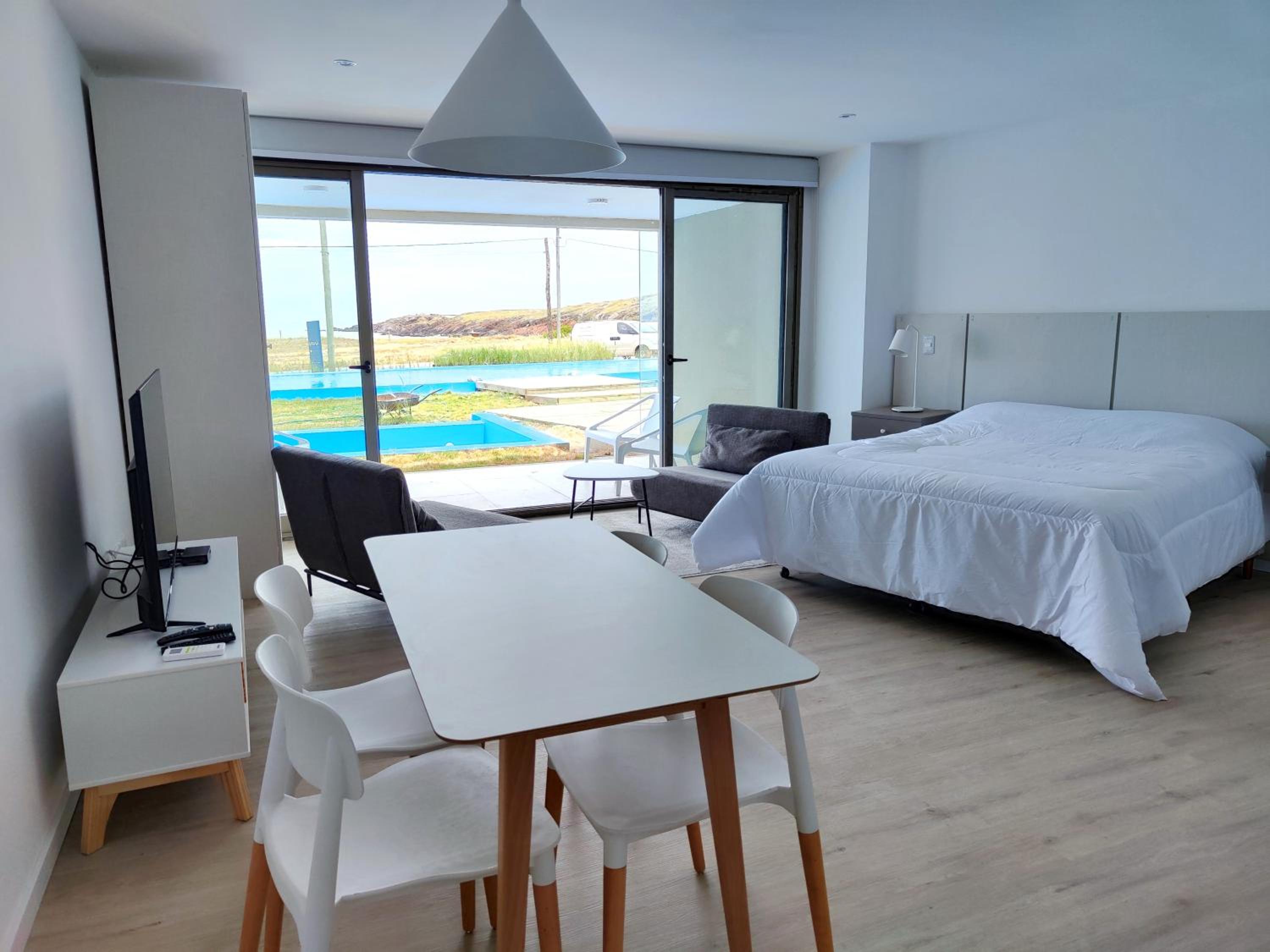 SYRAH Premium B2 - Piscina privada con vista al mar by depptö view 2