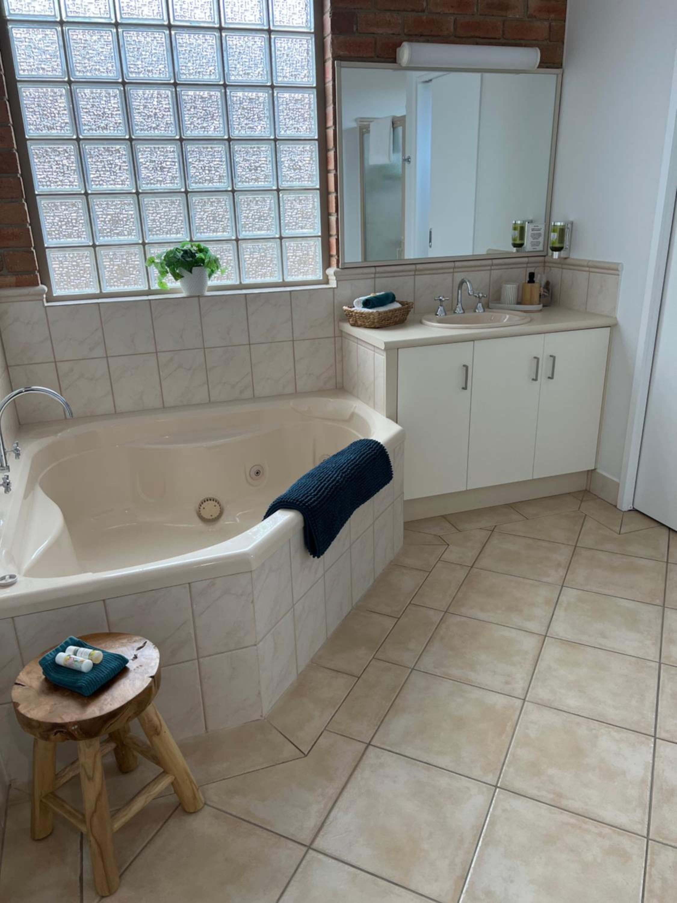 Coastal Waters Motor Inn - Property Image 108