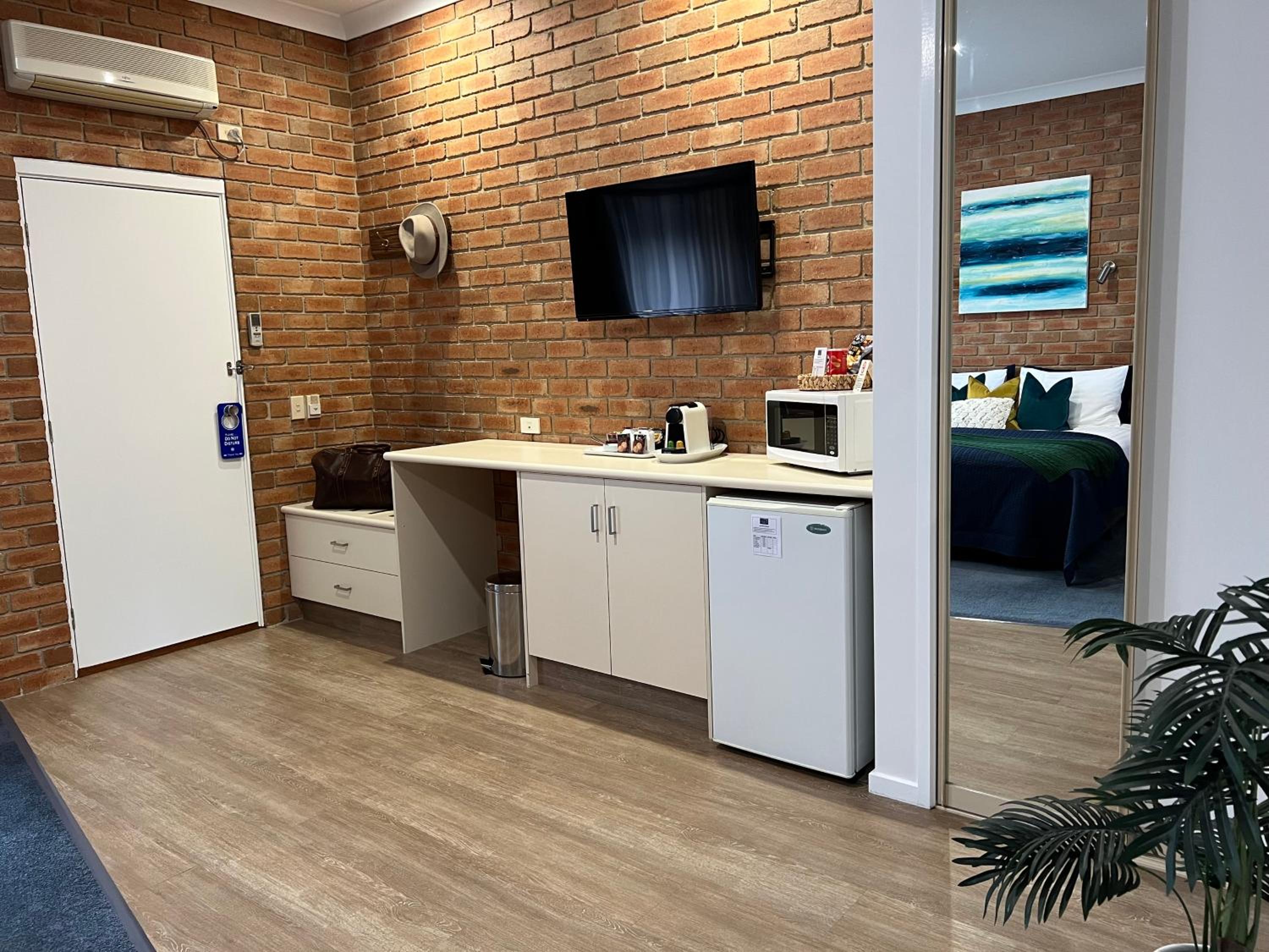 Coastal Waters Motor Inn - Property Image 112