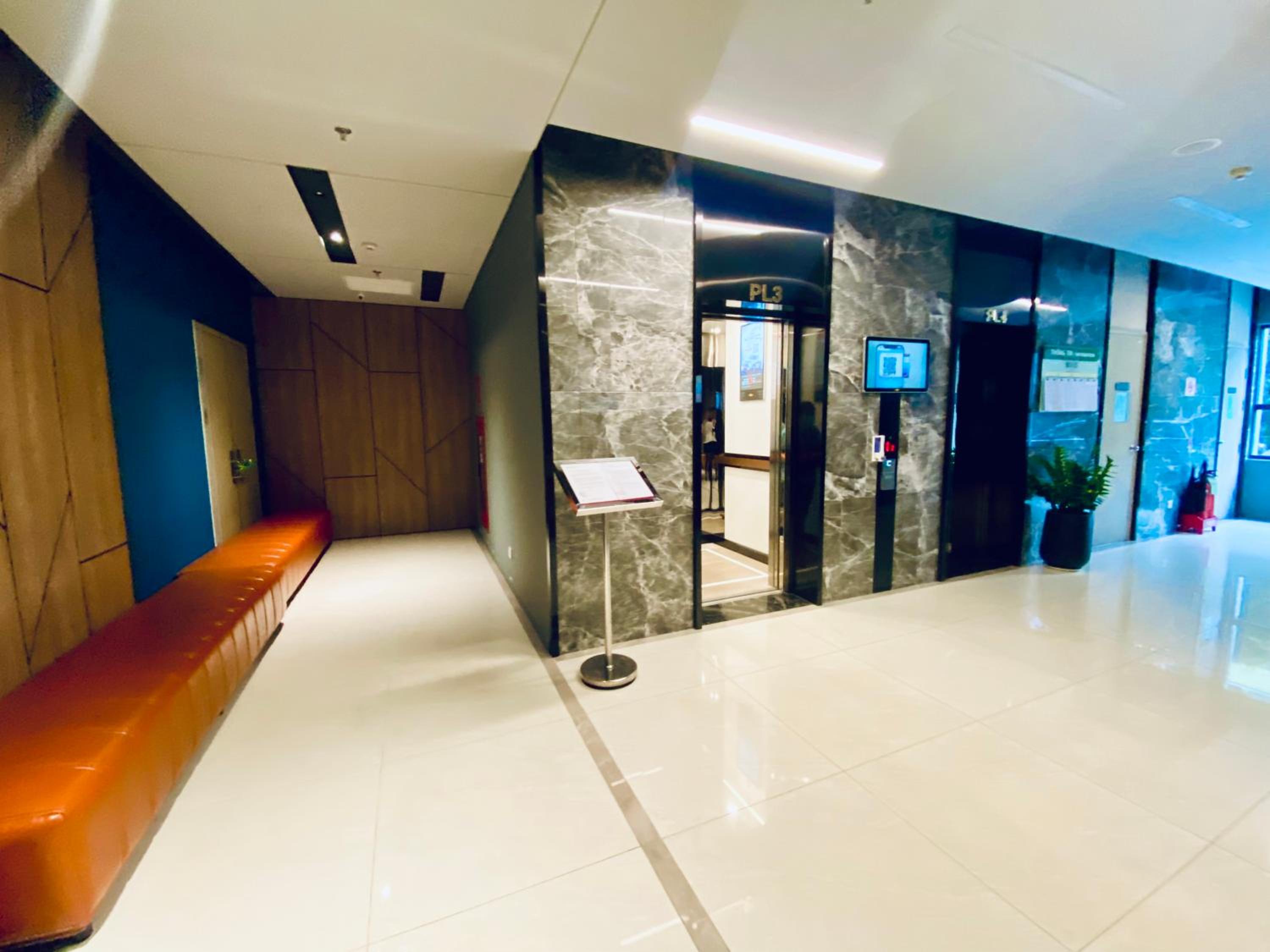 Yu Stay Green Premium Luxury 2bedrooms Condotel in D1 near Bui Vien Street