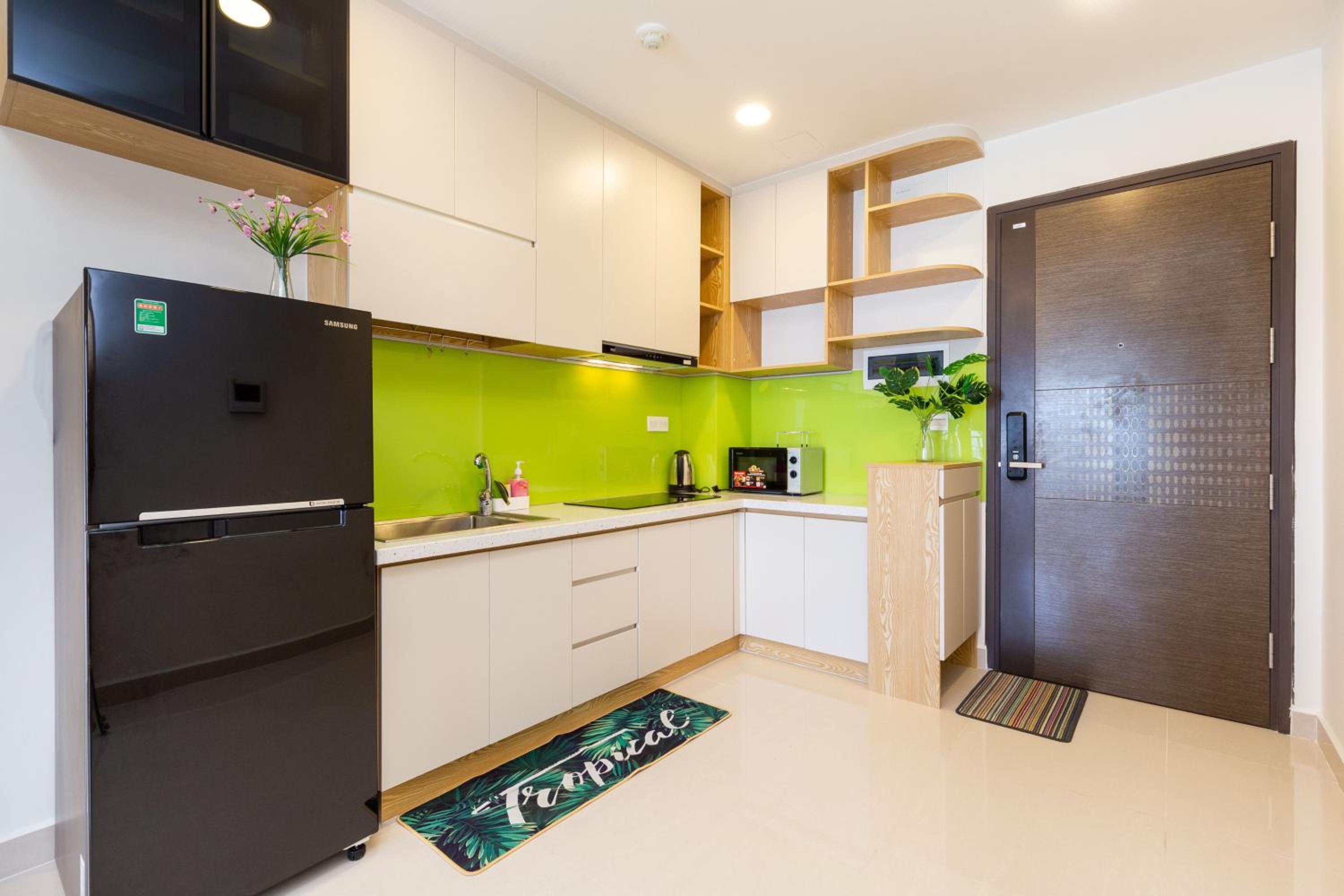 Yu Stay Green Premium Luxury 2bedrooms Condotel in D1 near Bui Vien Street