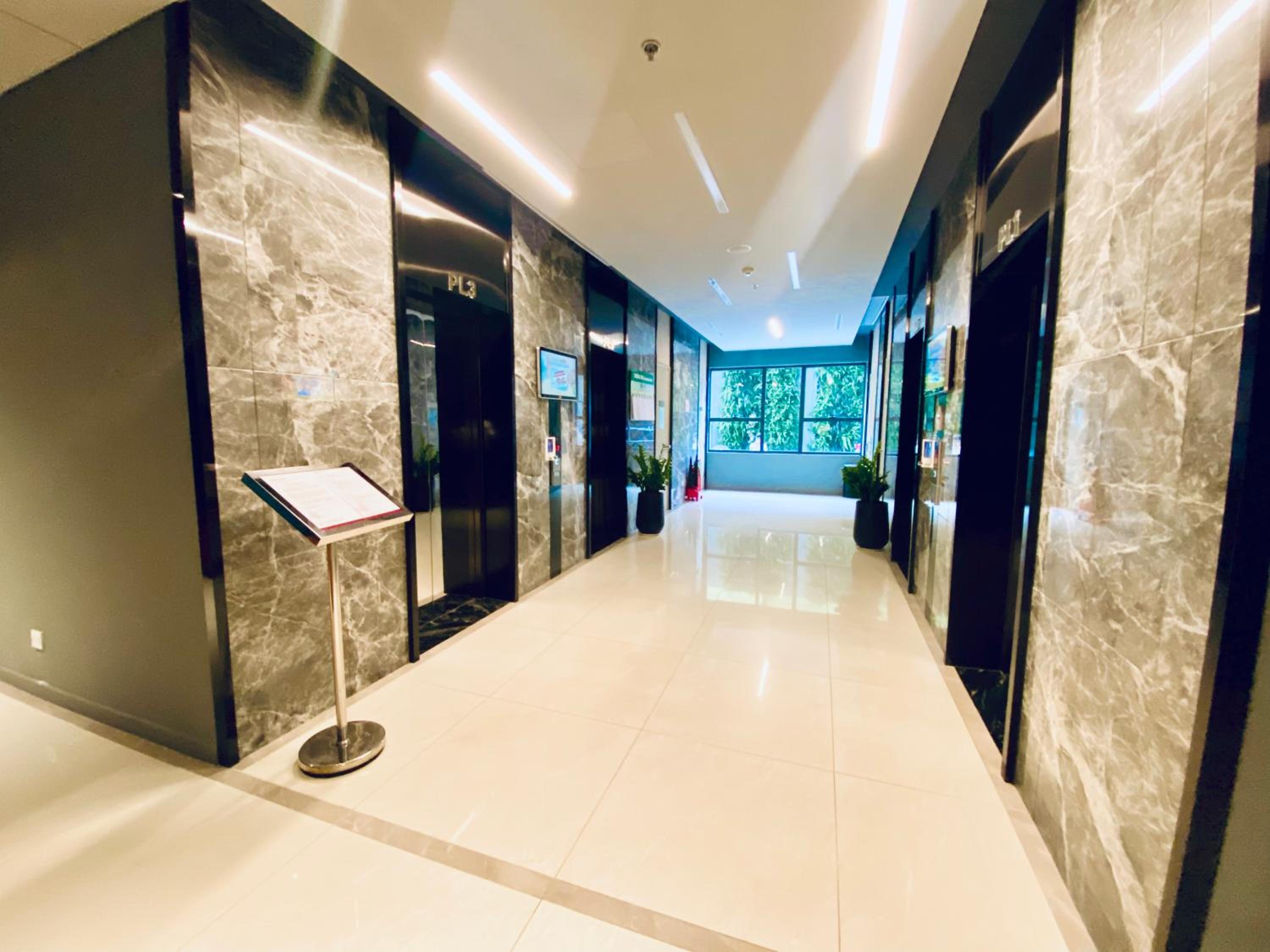 Yu Stay Green Premium Luxury 2bedrooms Condotel in D1 near Bui Vien Street