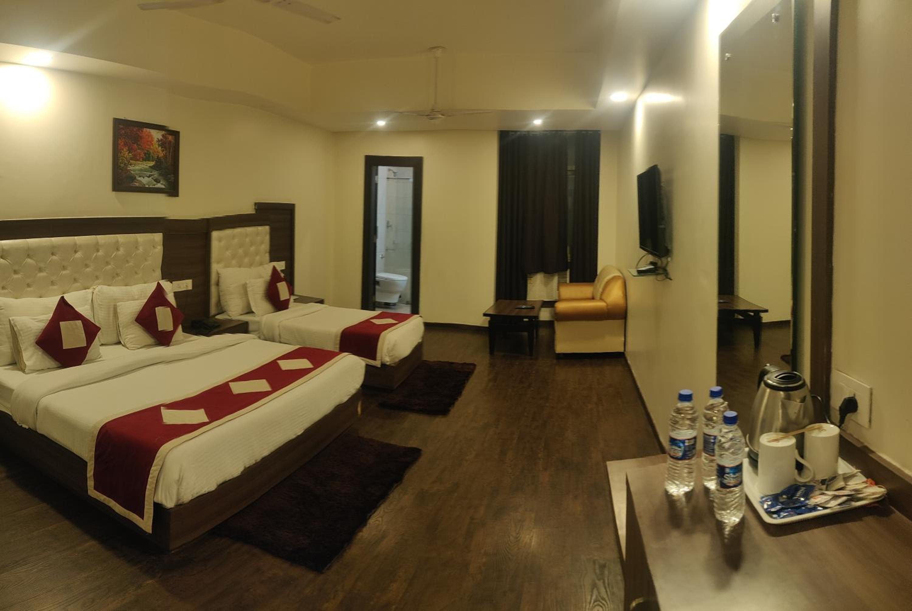 Katra Vacations - Hotel The Royal Krishna - Property Image 2