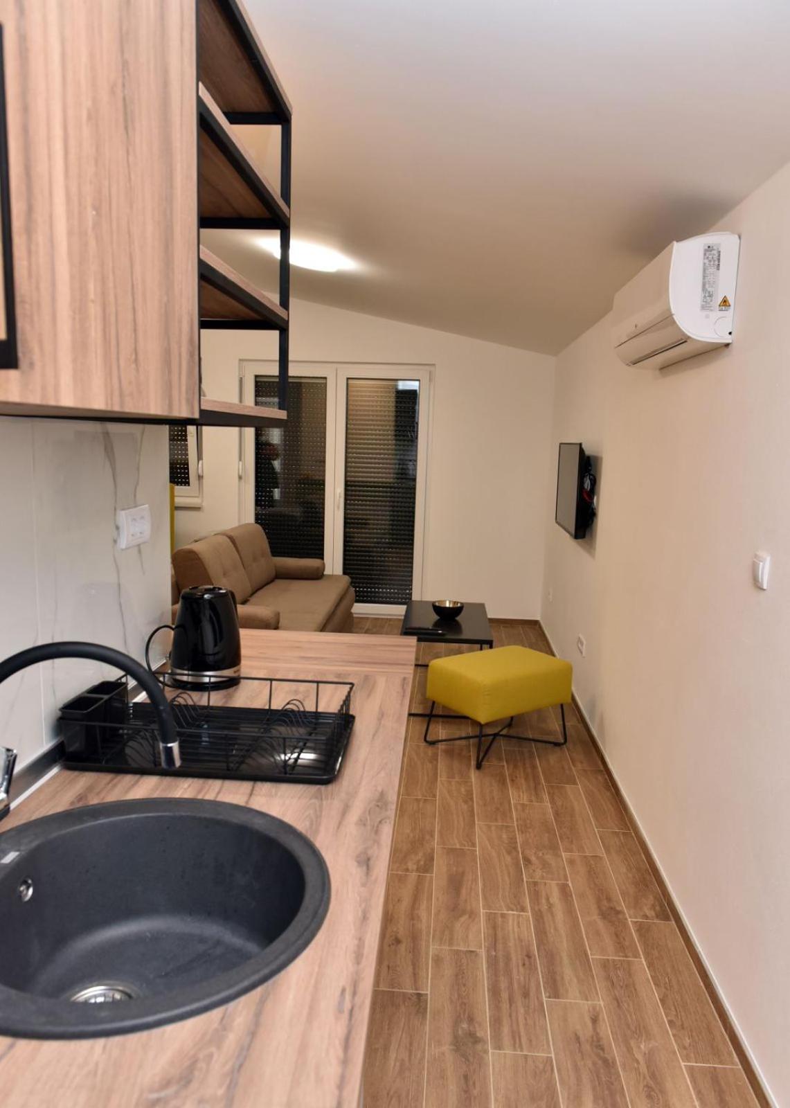 Apartmani TIS