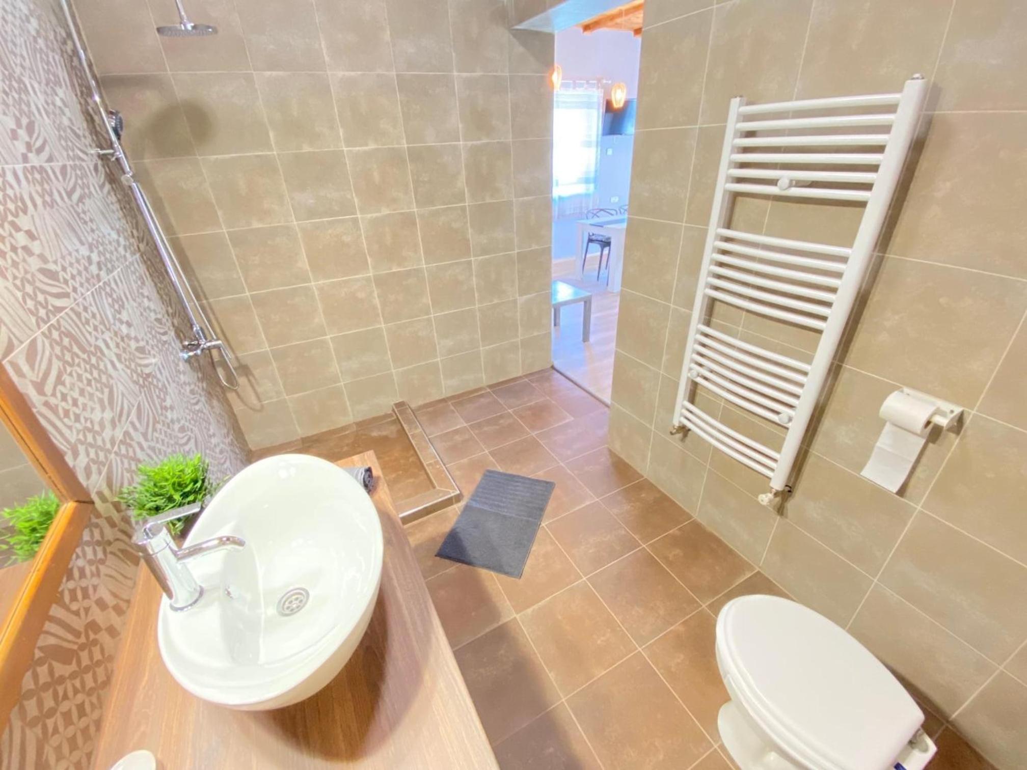 Julia Apartman view 3