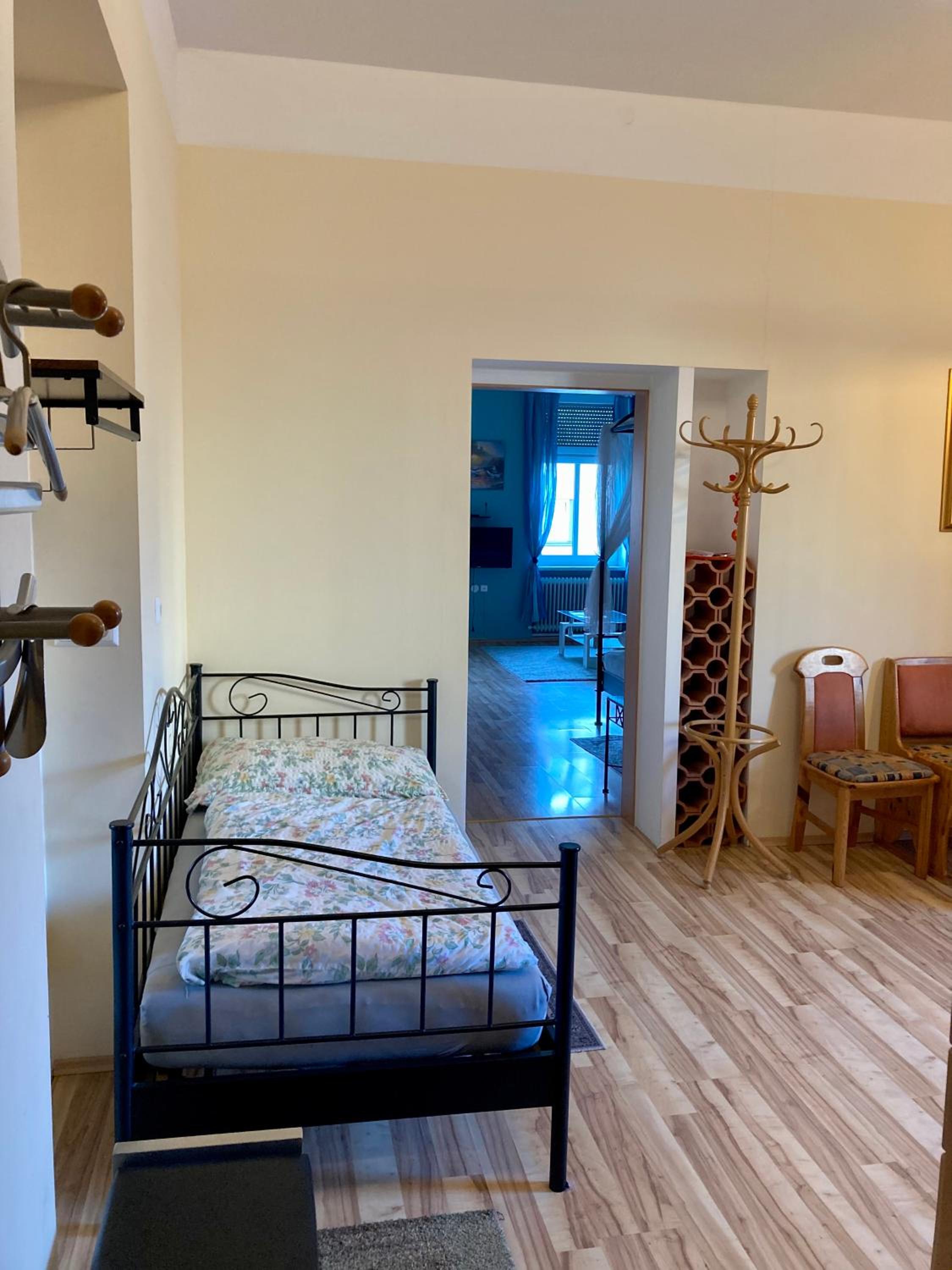 Bodega Apartment