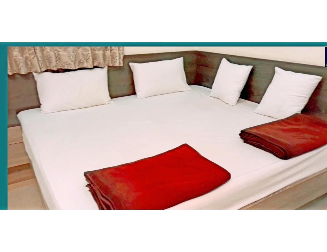The Rudra Homestay, Garudeshwar