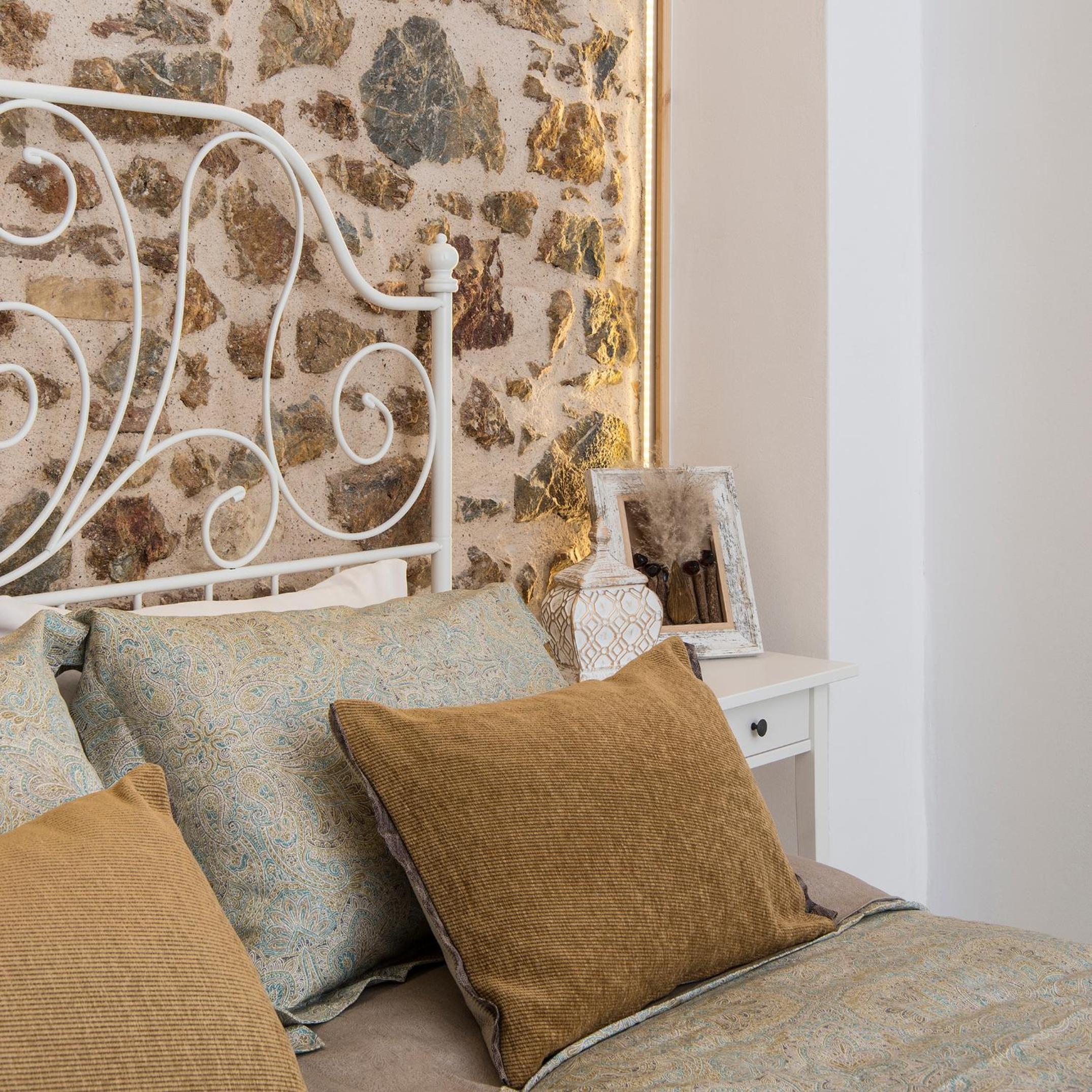Athena Luxury Studios