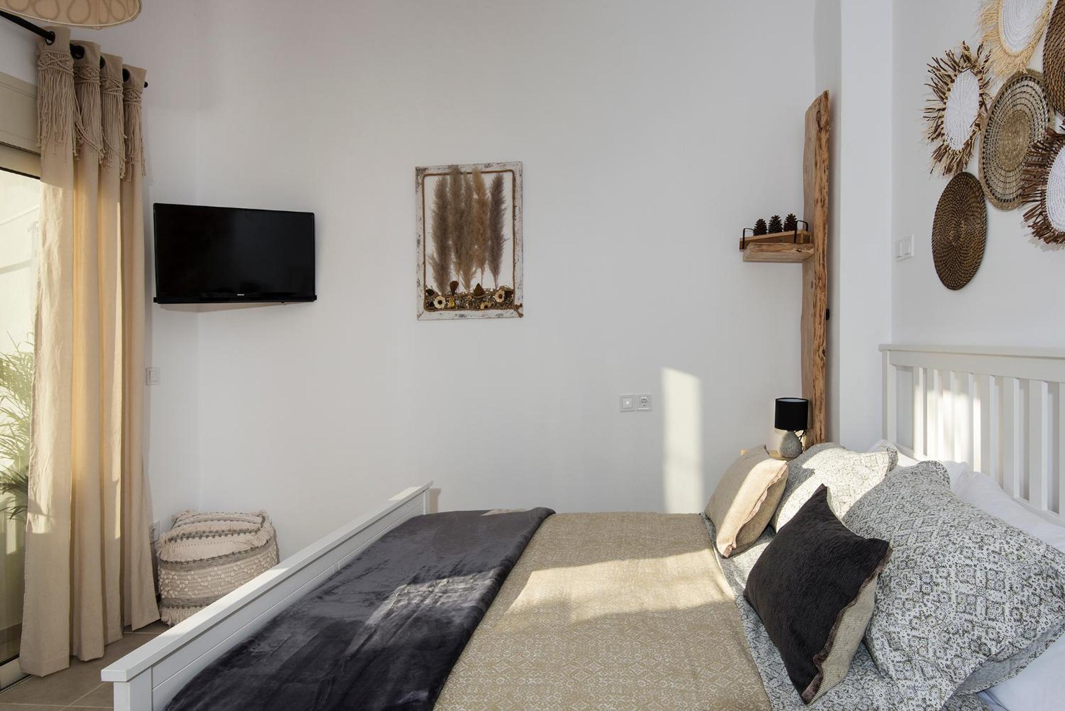 Athena Luxury Studios