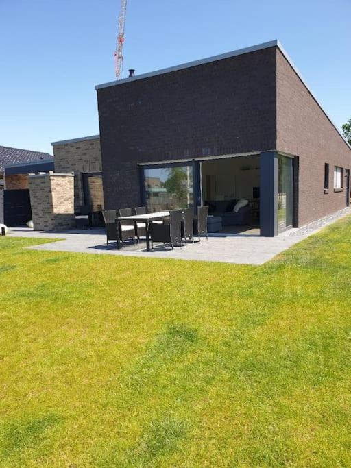 Ferienhaus mit privatem Seezugang, Sauna, Strand, Wassersport, Ruderboot, Stand Upp