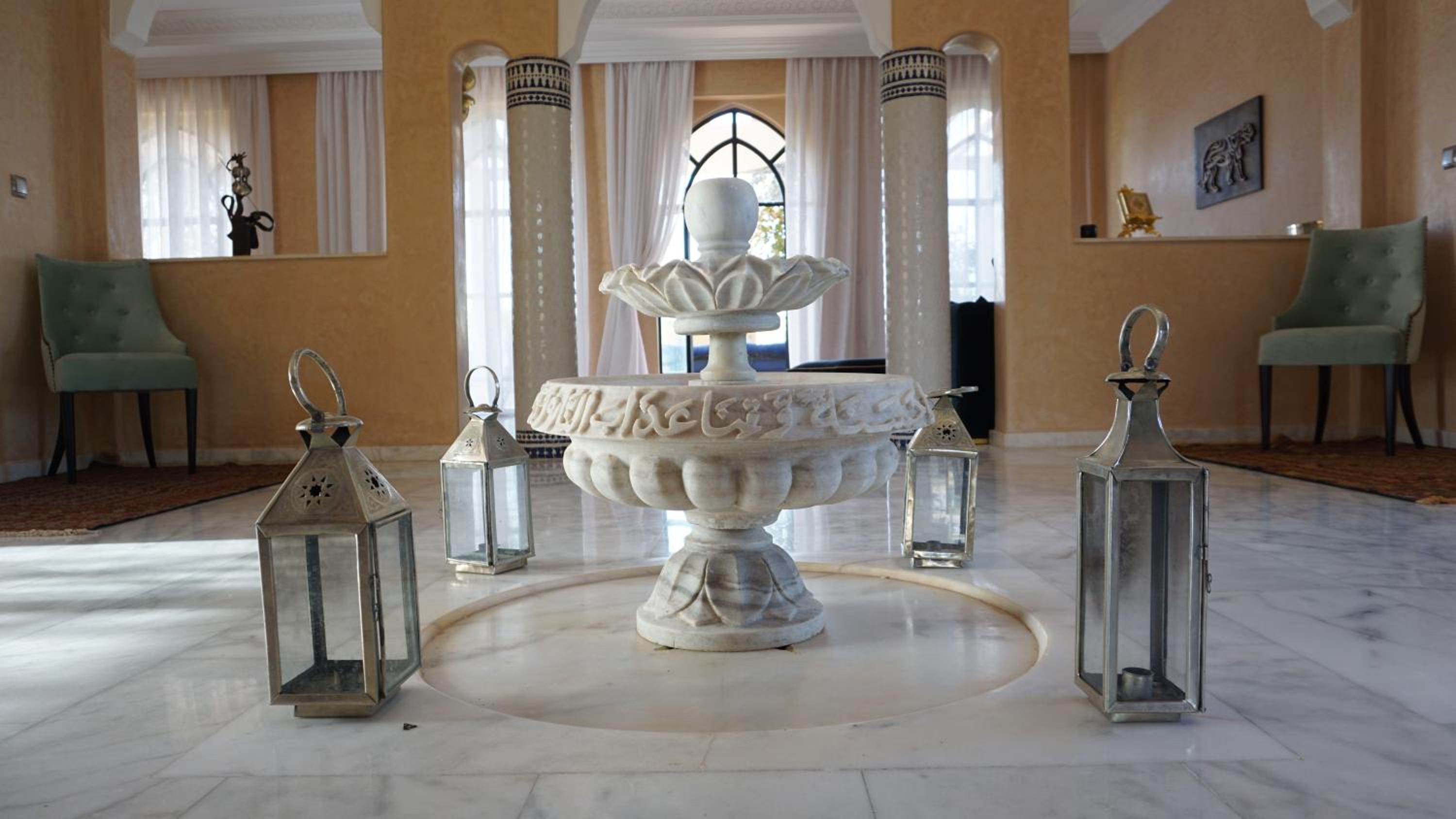 Saphir Paon - Luxury Villa in the middle of a farm view 3