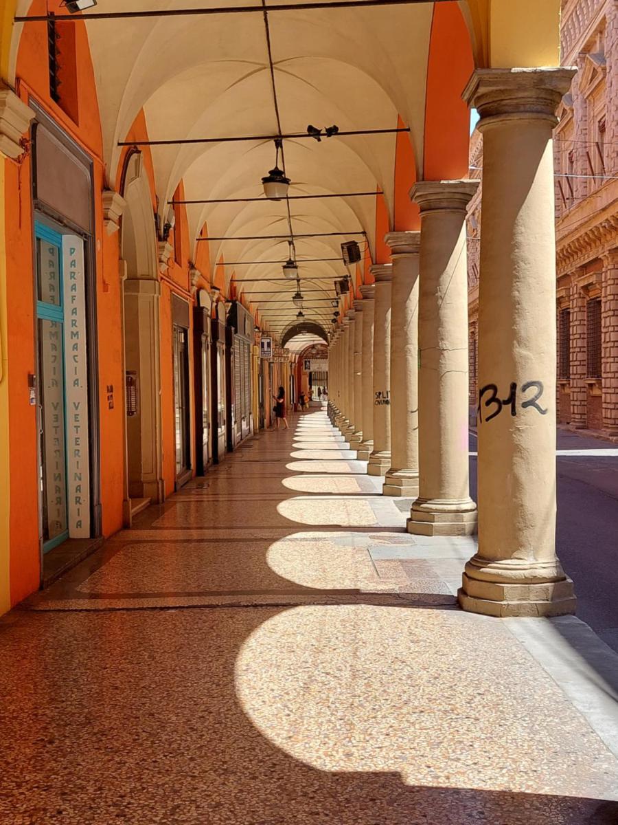 2Towers Holiday House_Centro storico di Bologna view 3