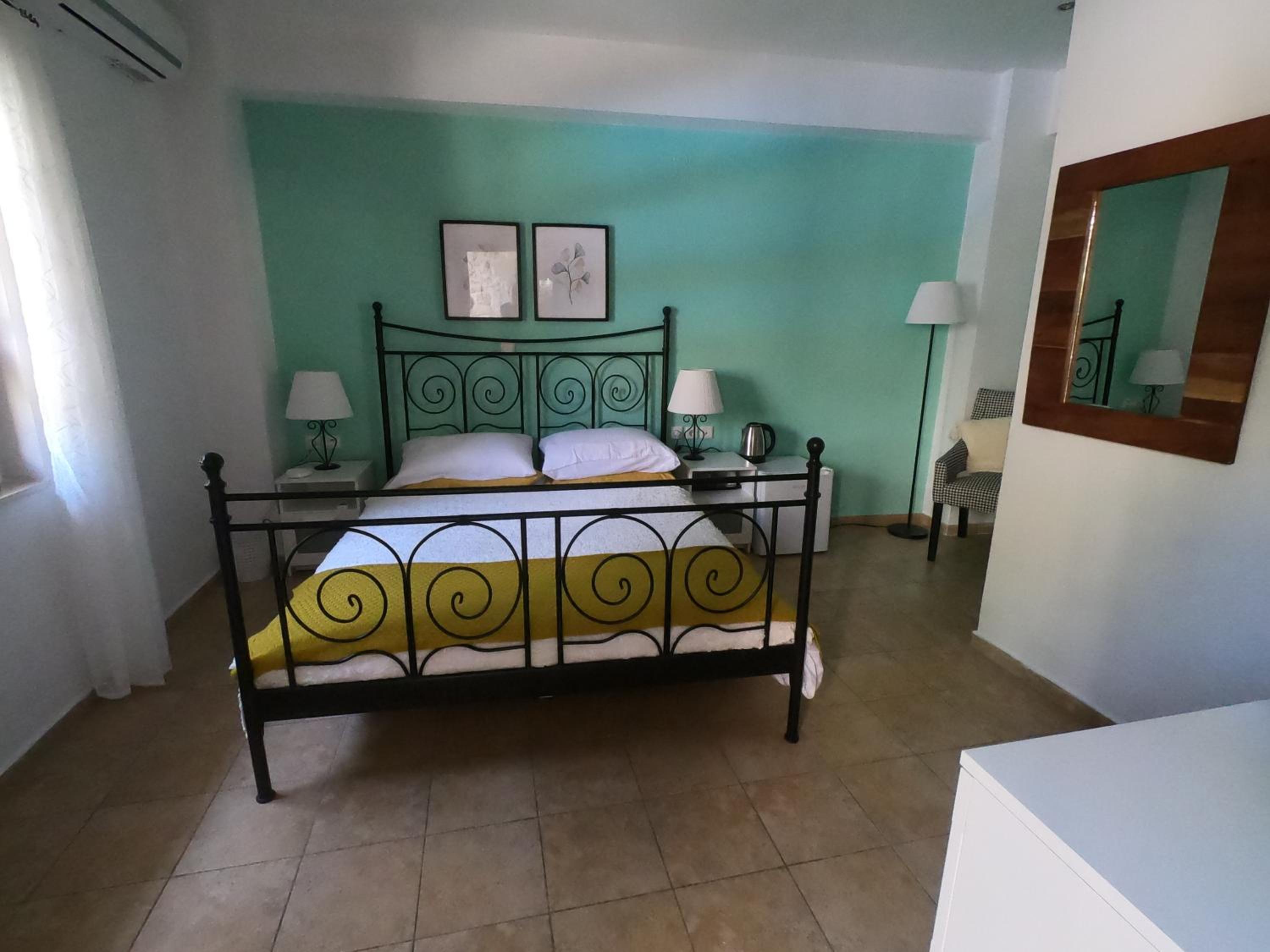 Old Olive Mill Maroulas - Bed and Breakfast view 4
