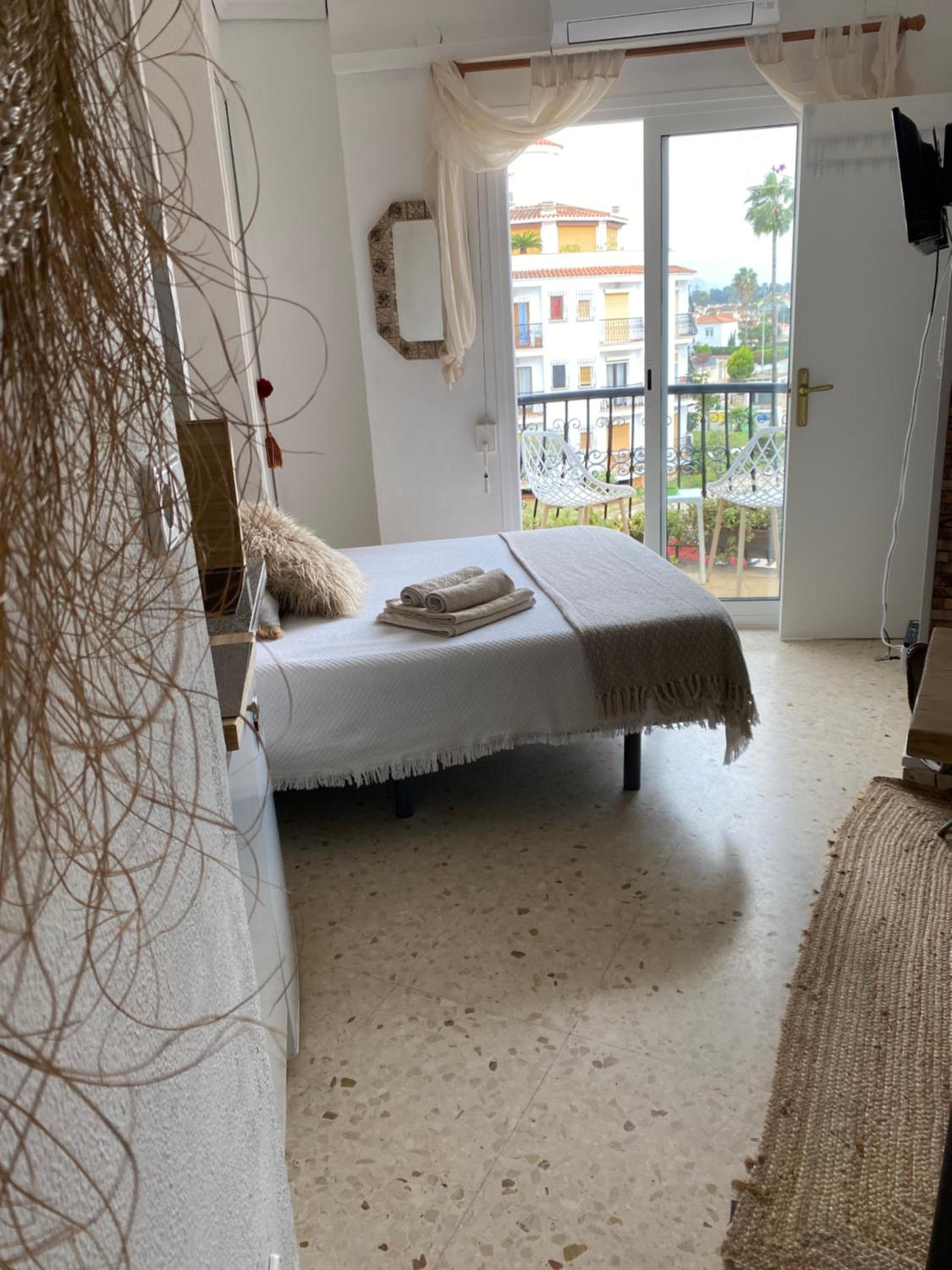 Estudio en Dénia con piscina y wifi privada, a 100 m del mar view 2
