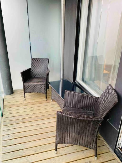Studio with Balcony & Private Parking view 4
