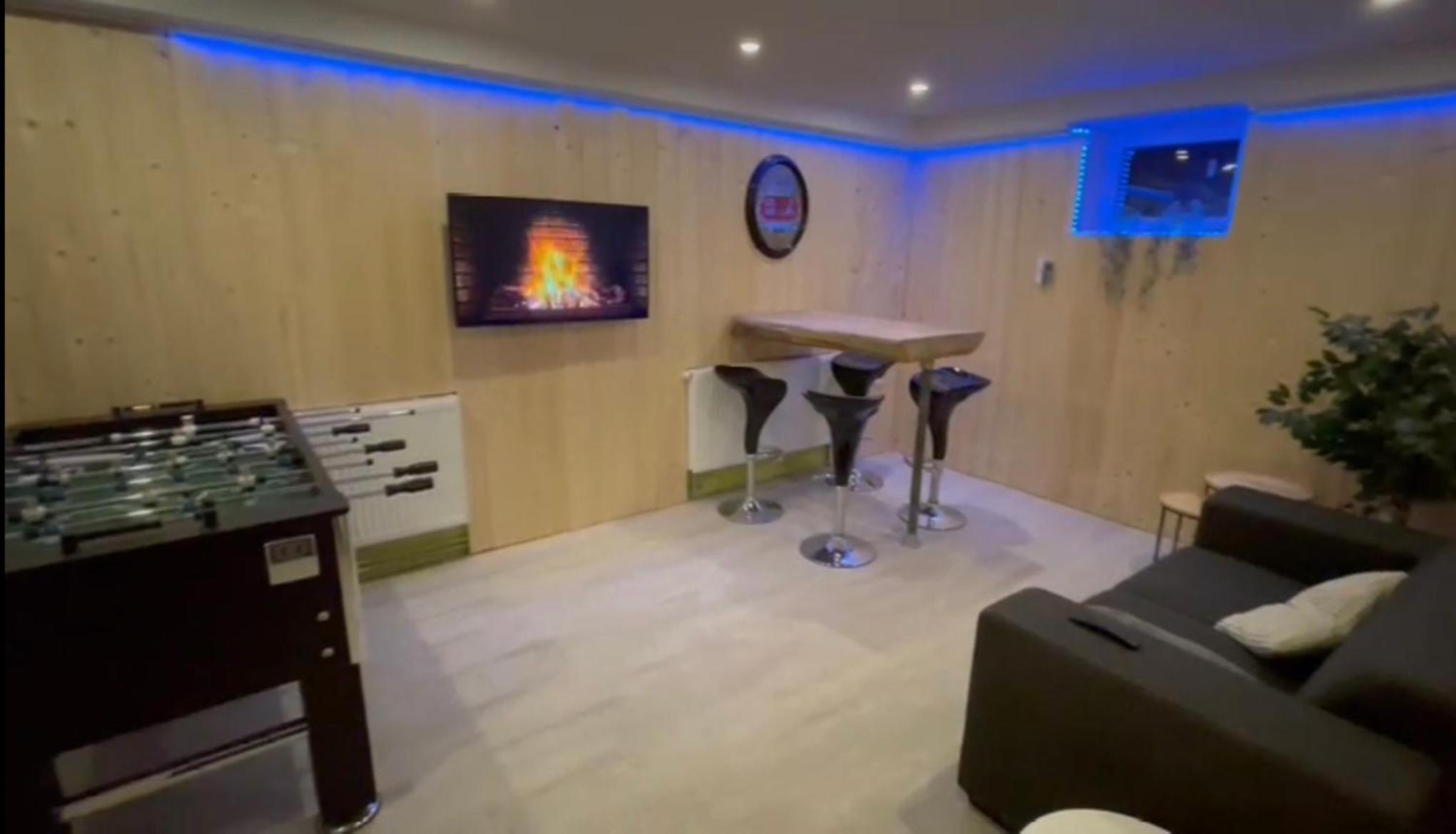 lounge