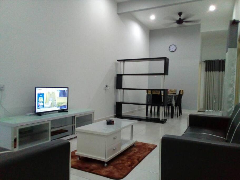 Percutian Di Taiping & Bukit Merah Laketown photo 1