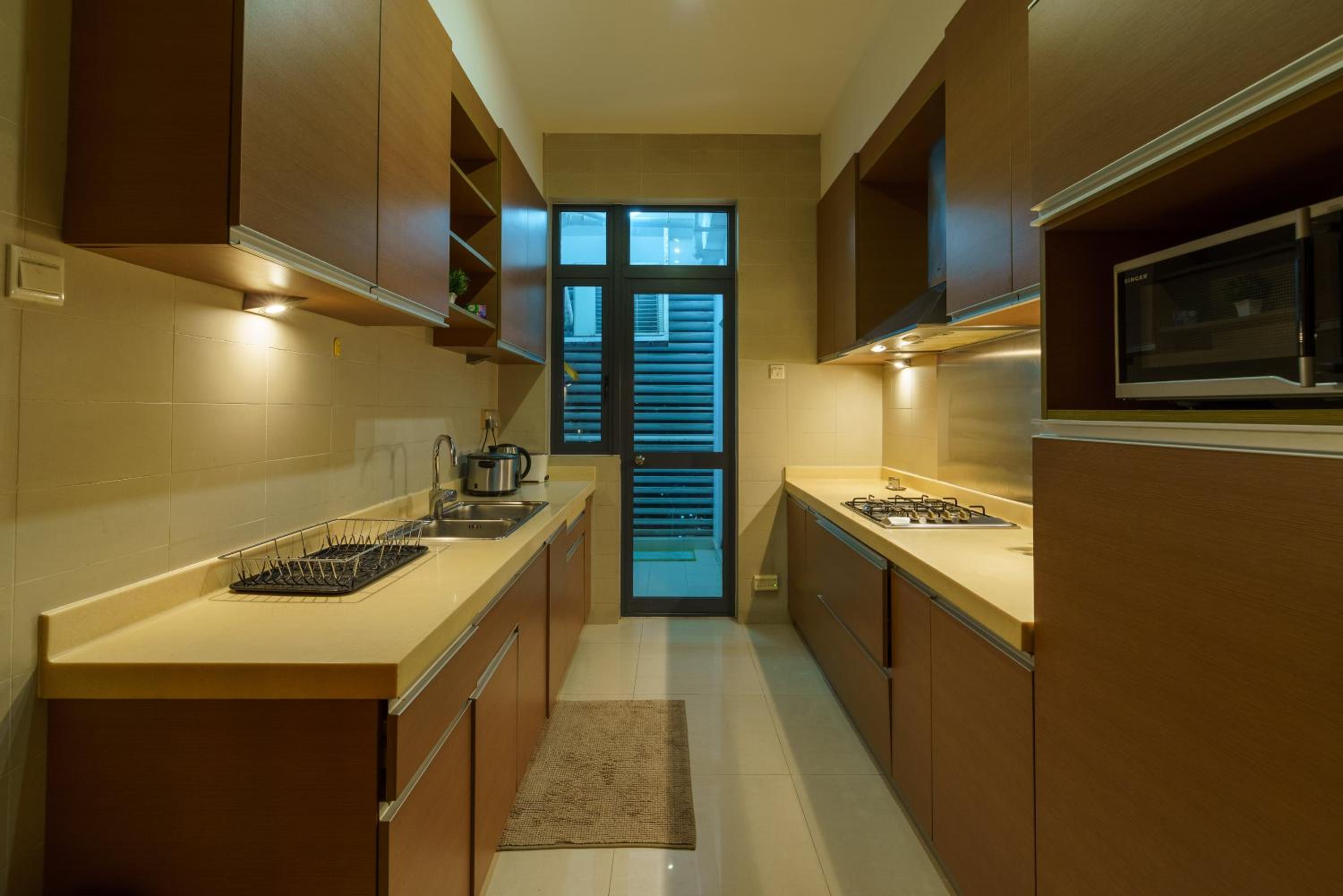 Carlsen Residence