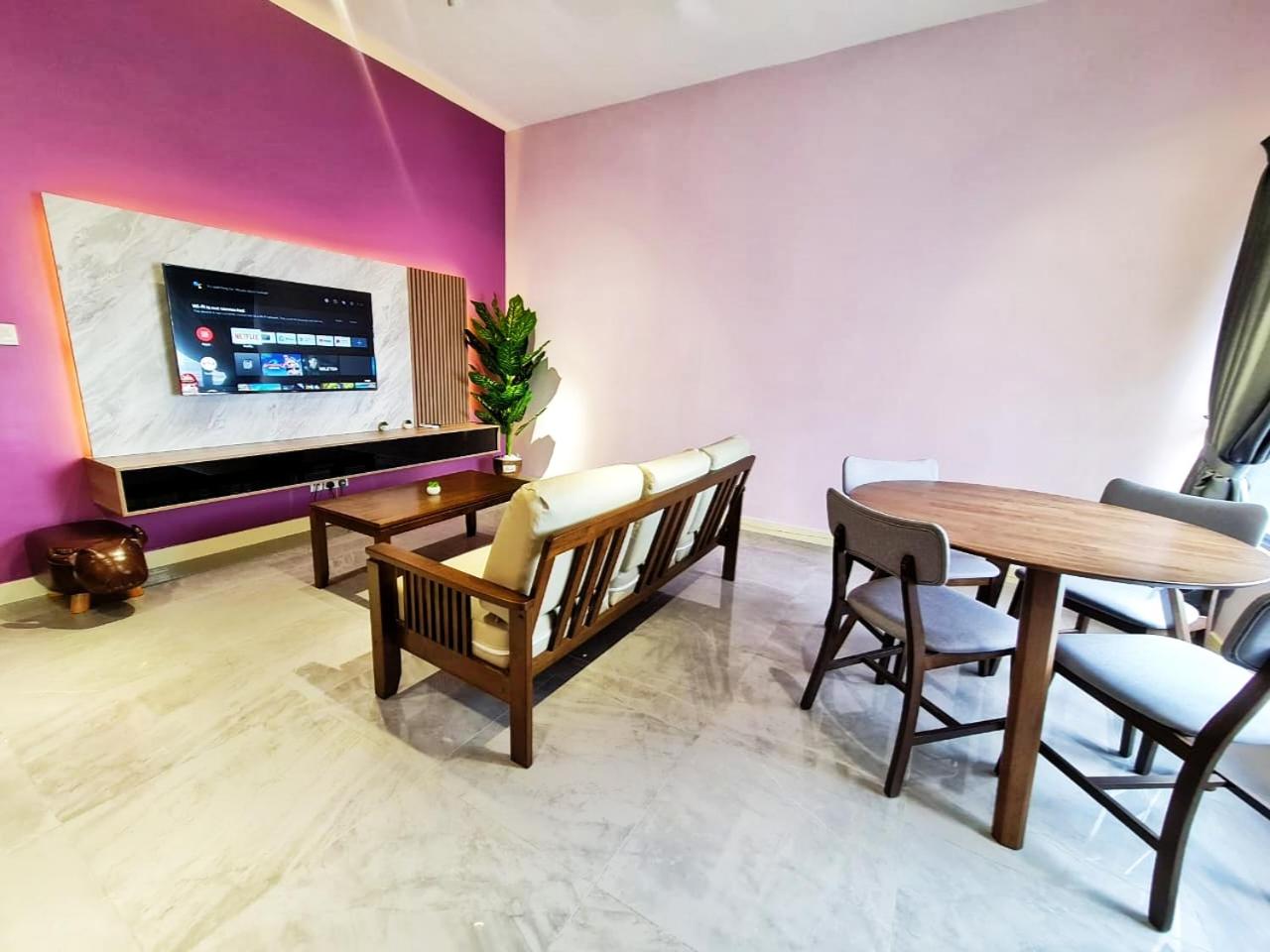 SweetLavenderLovely#SeaView#Privatebathtub#Netflix#FreeParking#OneHall&OneRoomWithBalconys#ImperioResidence