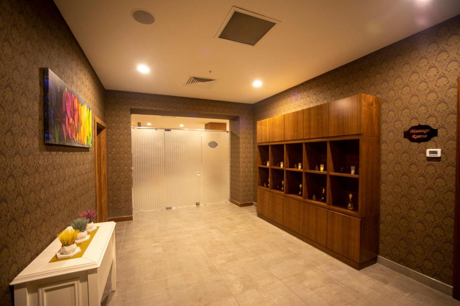 La Quinta by Wyndham İstanbul Güneşli - Image 34